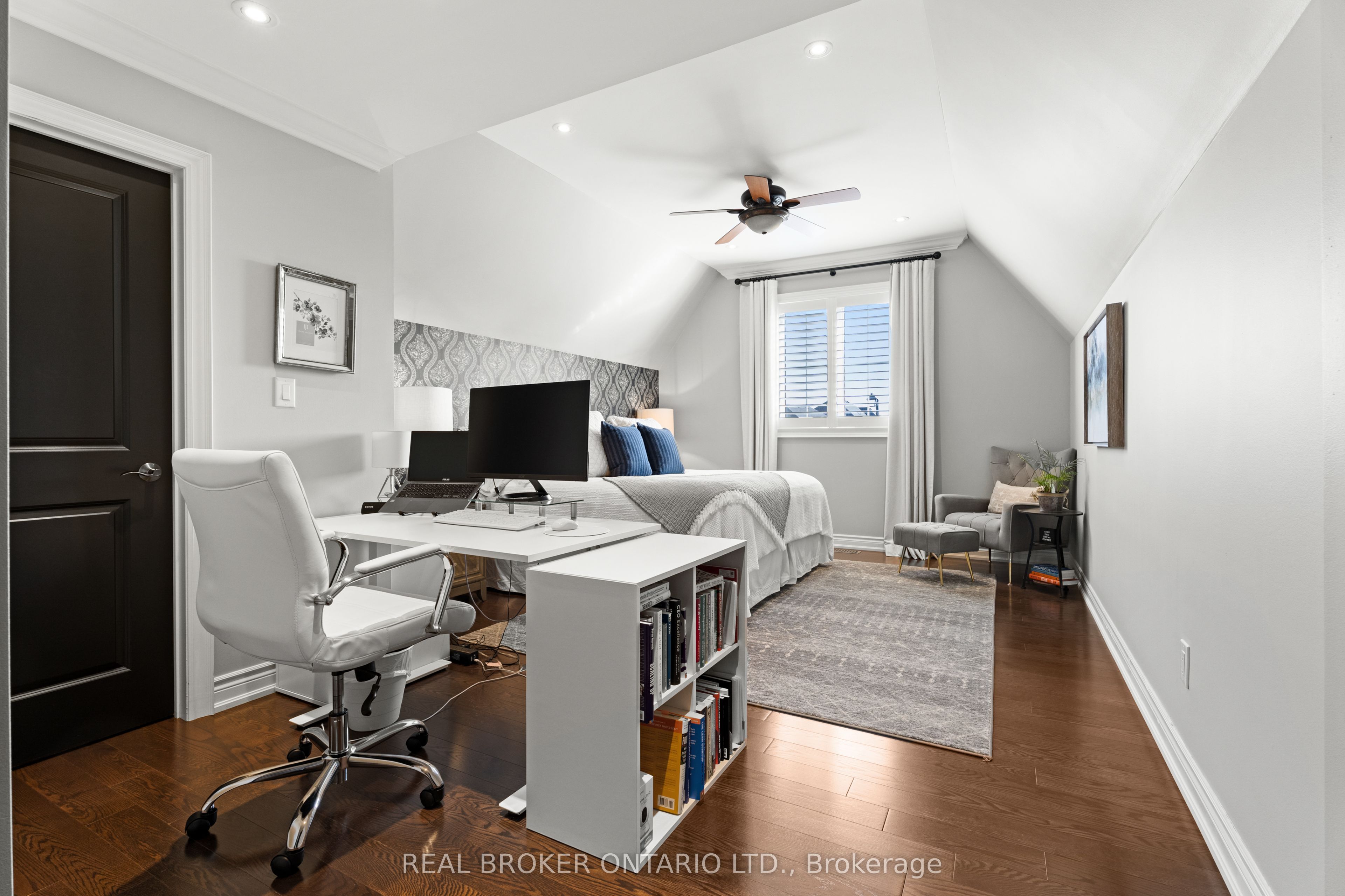 35 Ketchum Street Property Photo 28