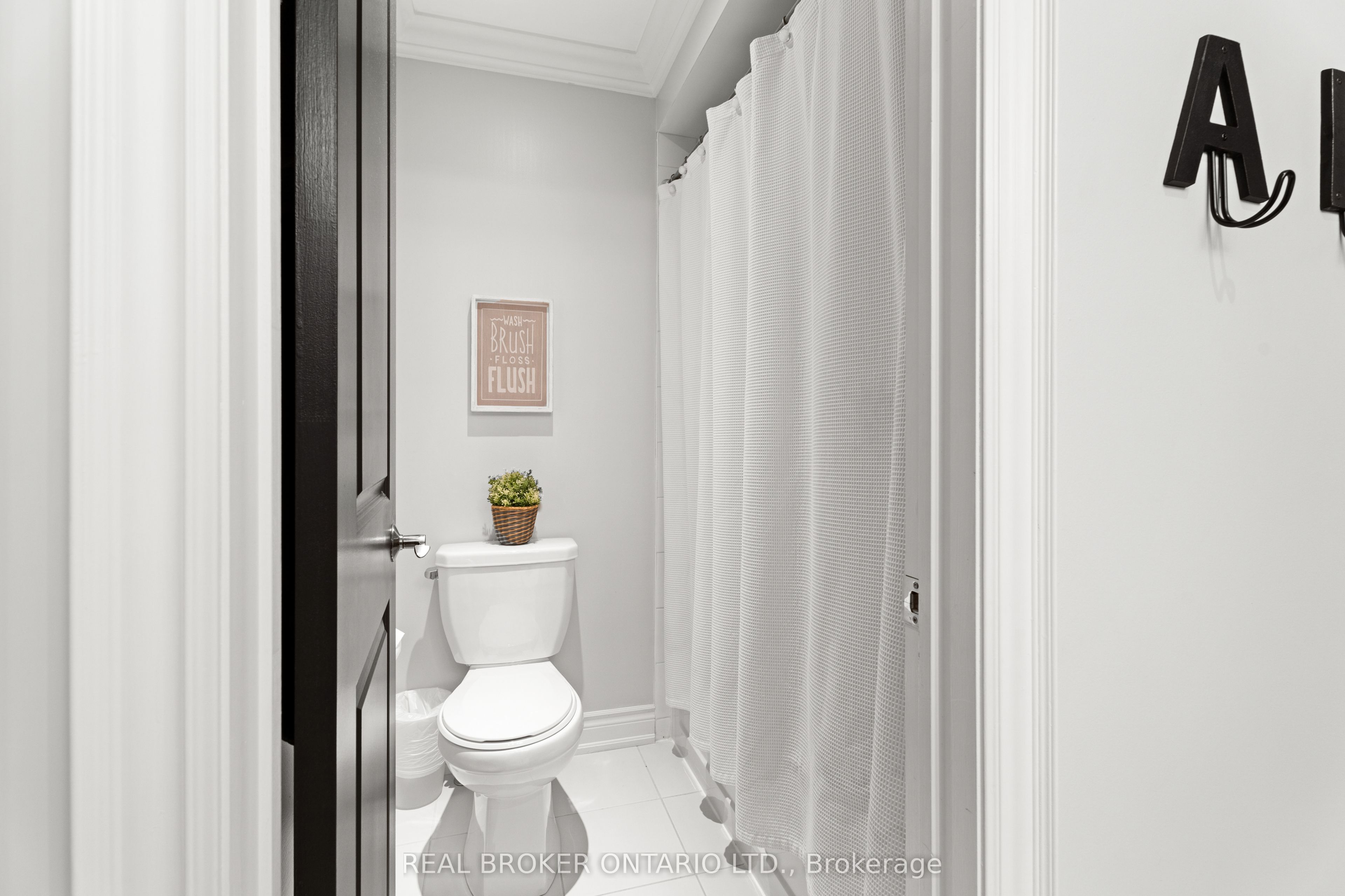 35 Ketchum Street Property Photo 34