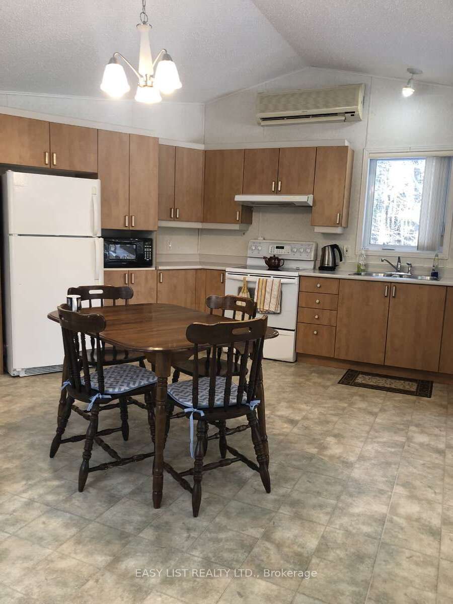 200 Smith Lane Property Photo 18