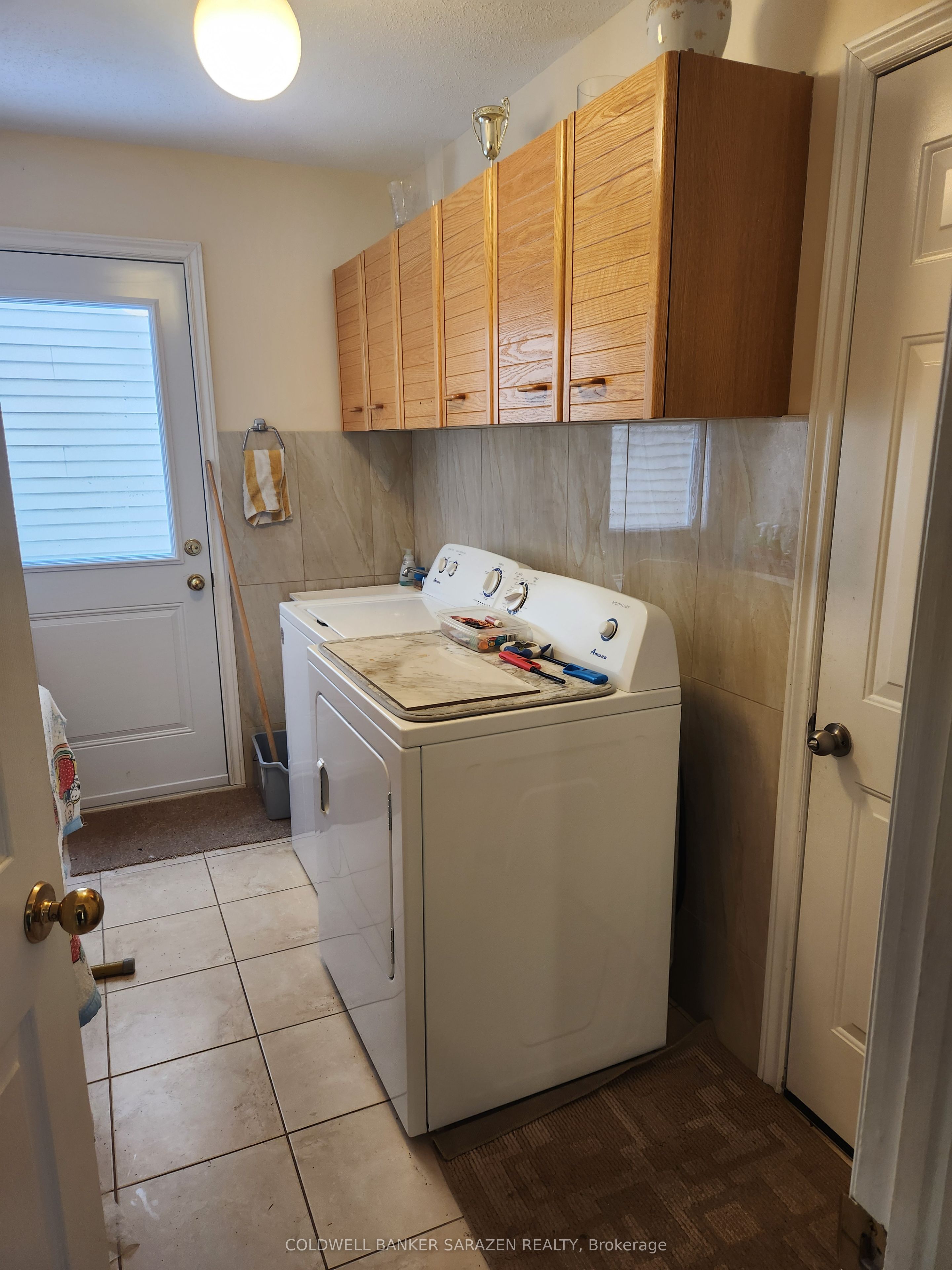 31 Dossetter Way E Property Photo 12
