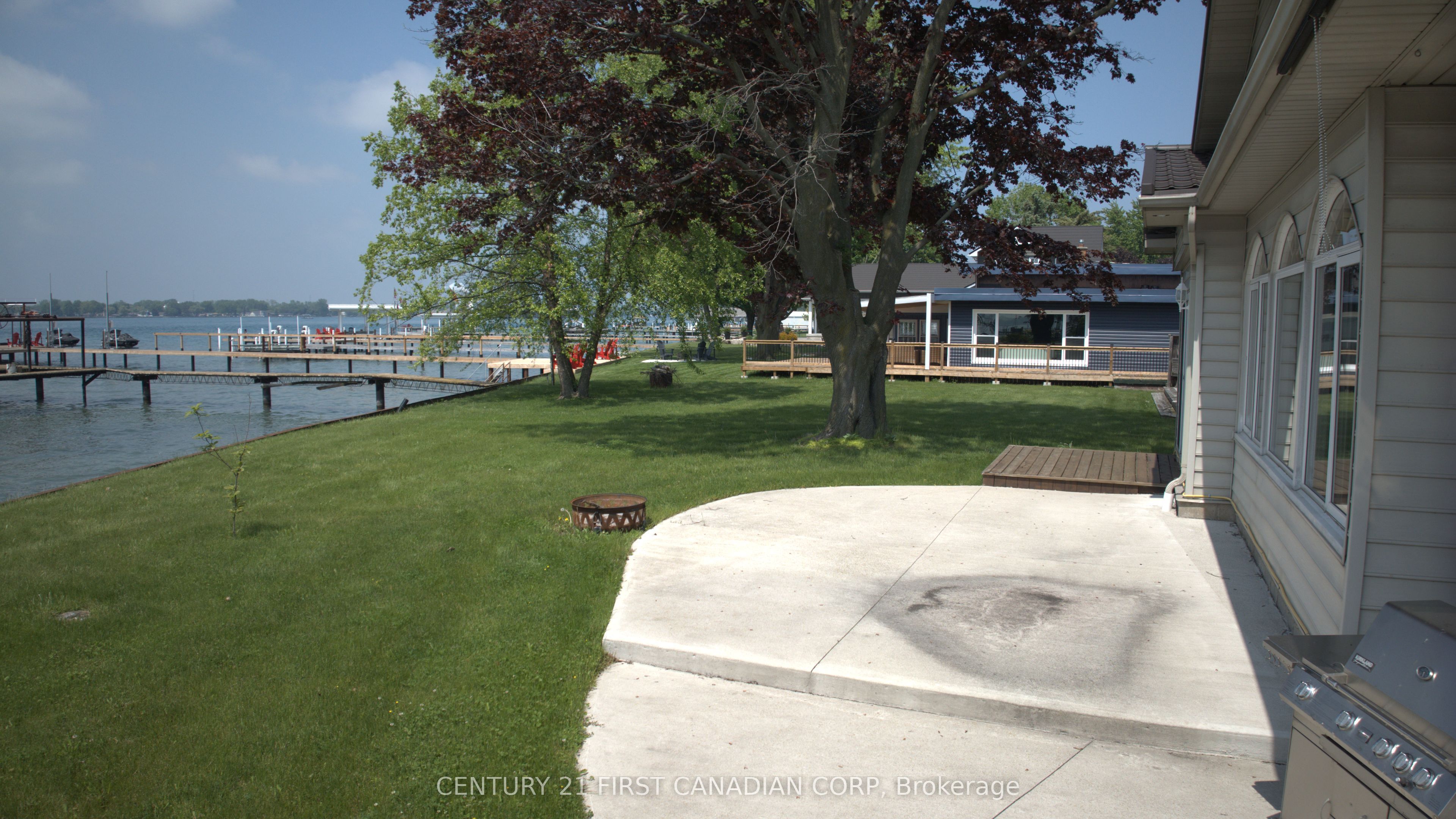 3877 St Clair Parkway Property Photo 19