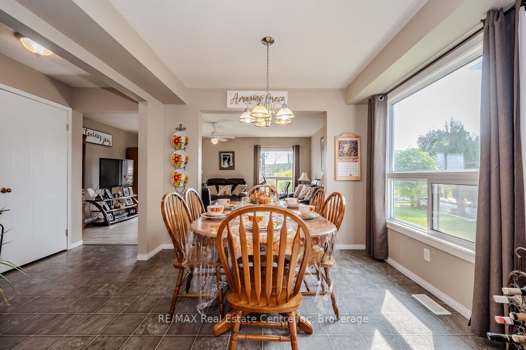 128 Henhoeffer Crescent Property Photo 19