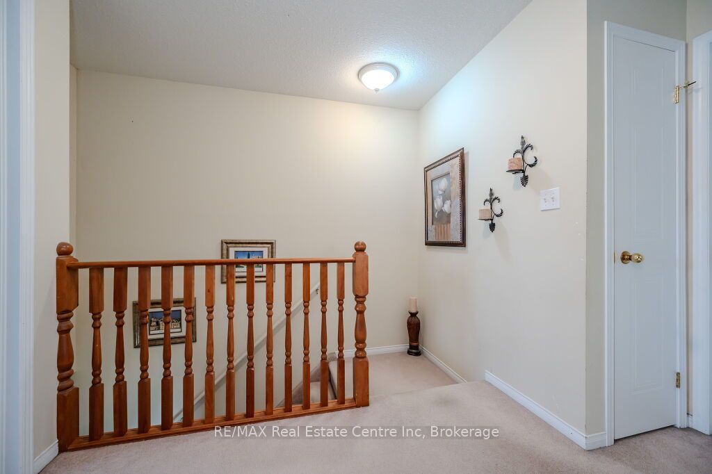 128 Henhoeffer Crescent Property Photo 20