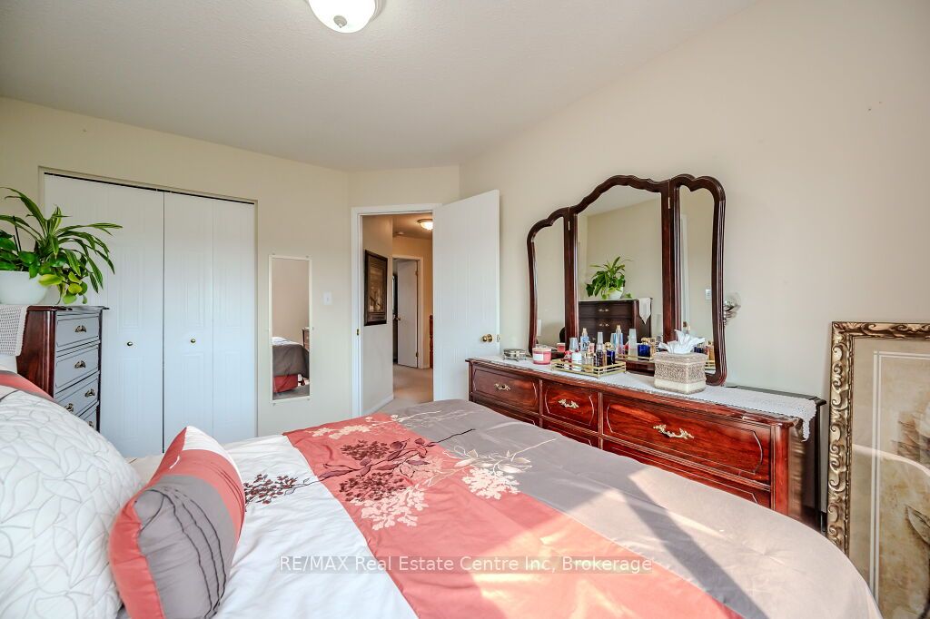 128 Henhoeffer Crescent Property Photo 27