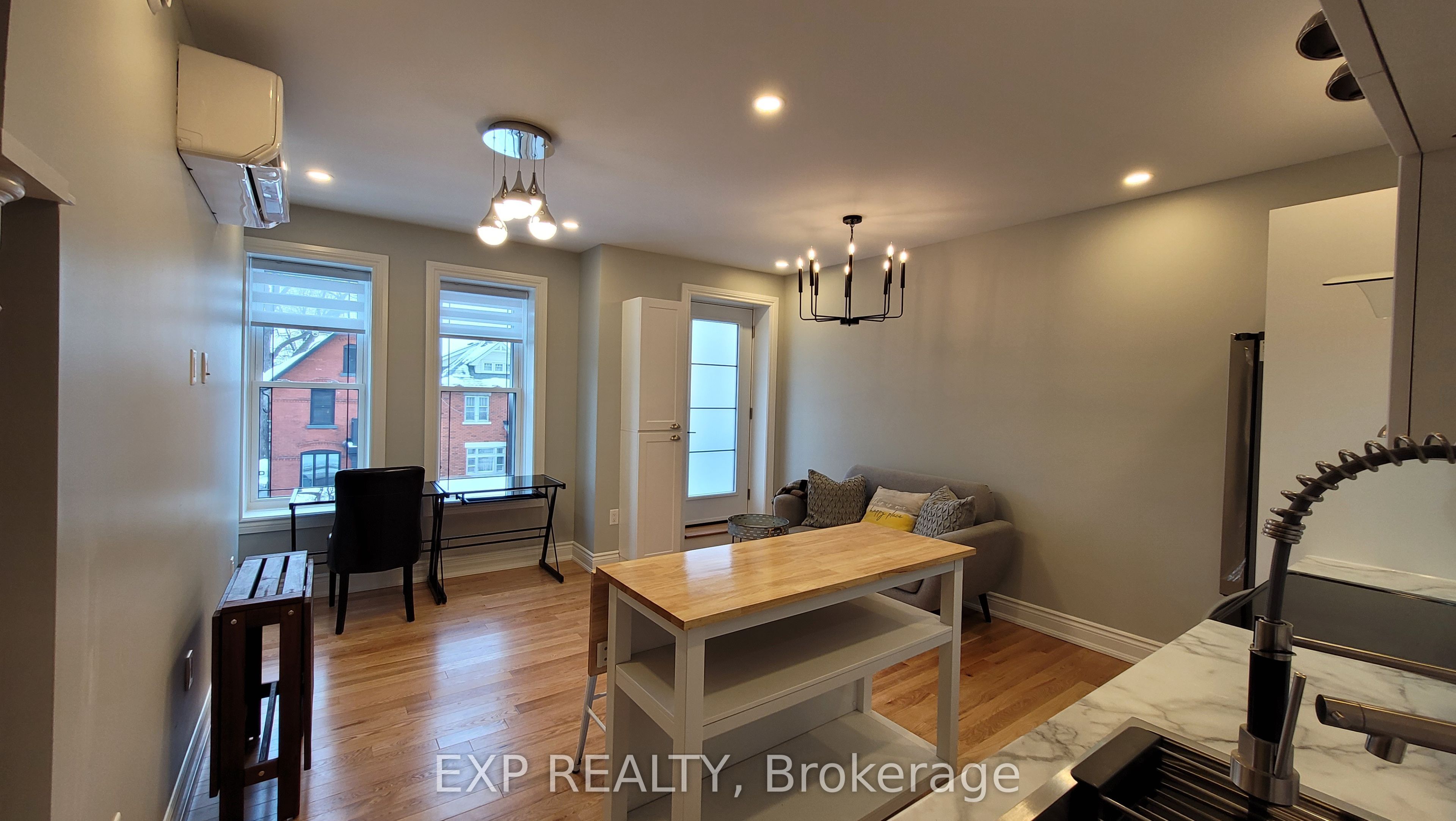 #201 - 157-159 James Street Property Photo 3