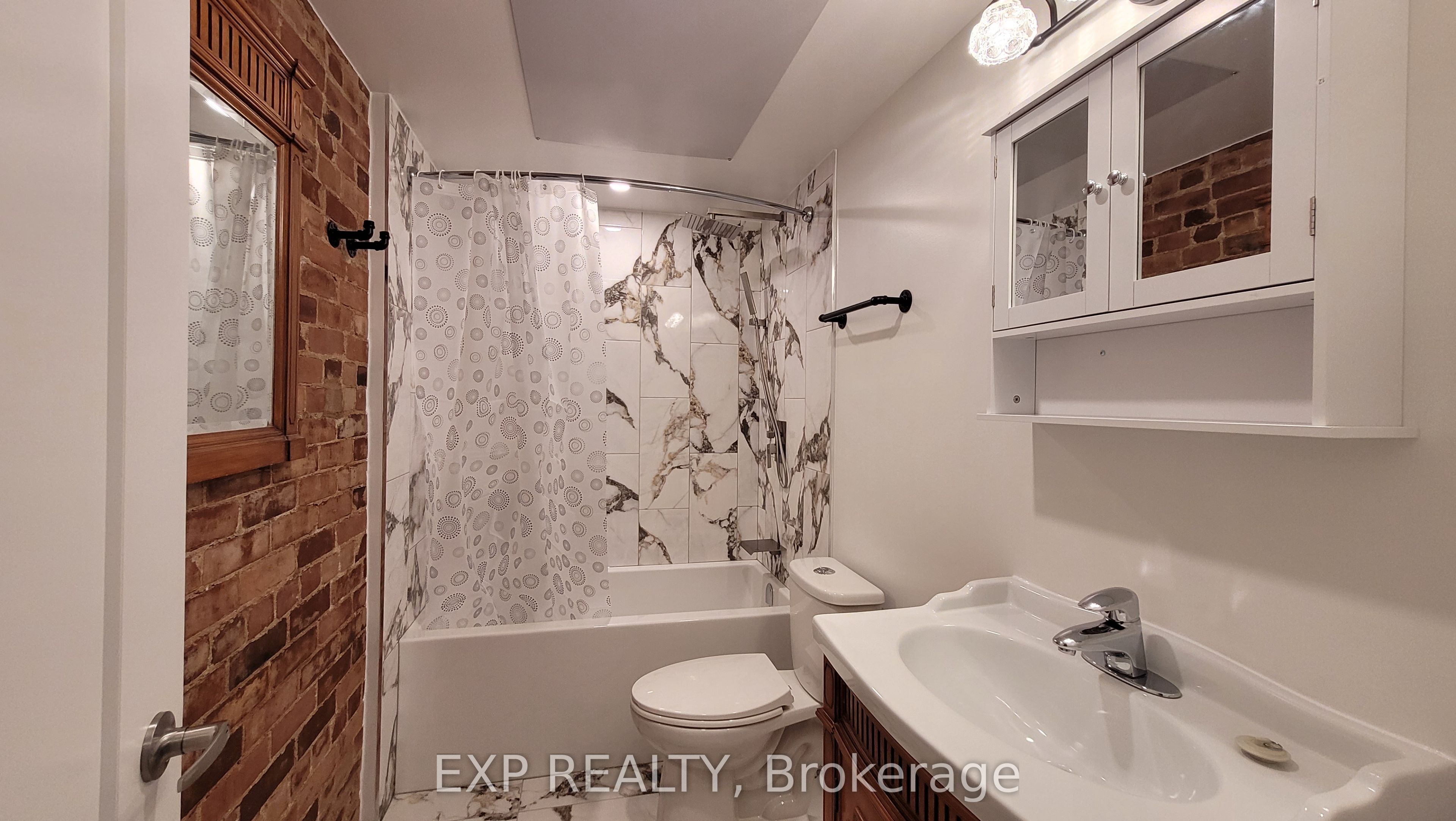 #201 - 157-159 James Street Property Photo 10