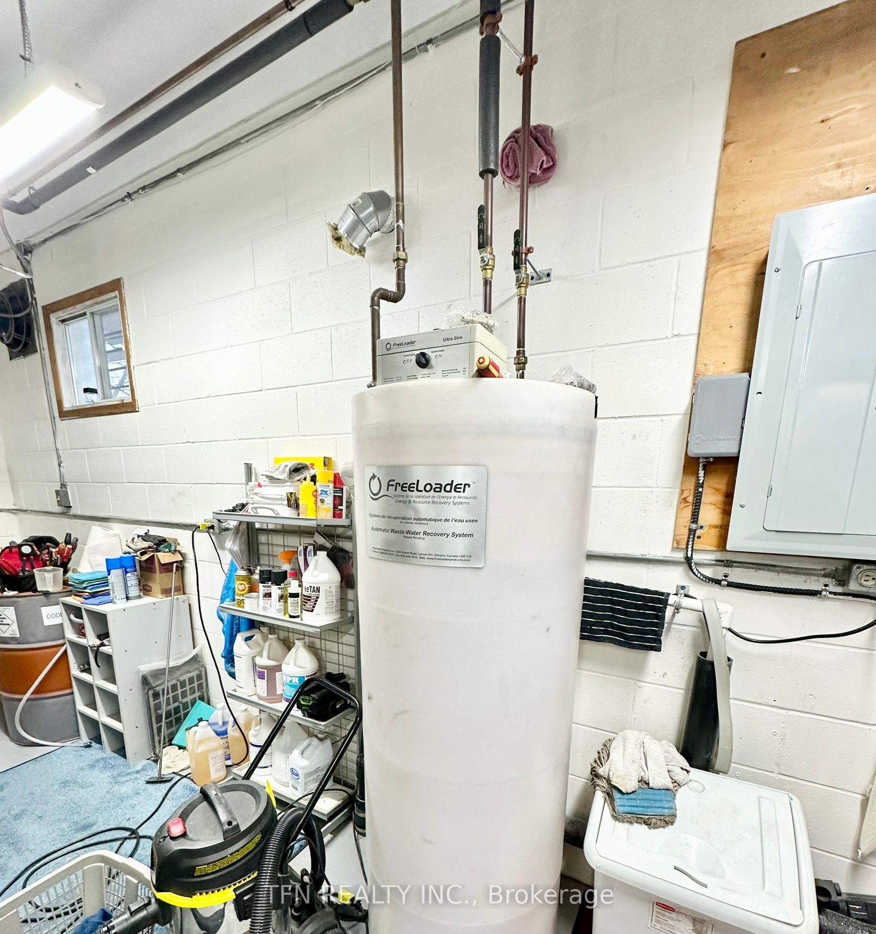 112 College Street Property Photo 23