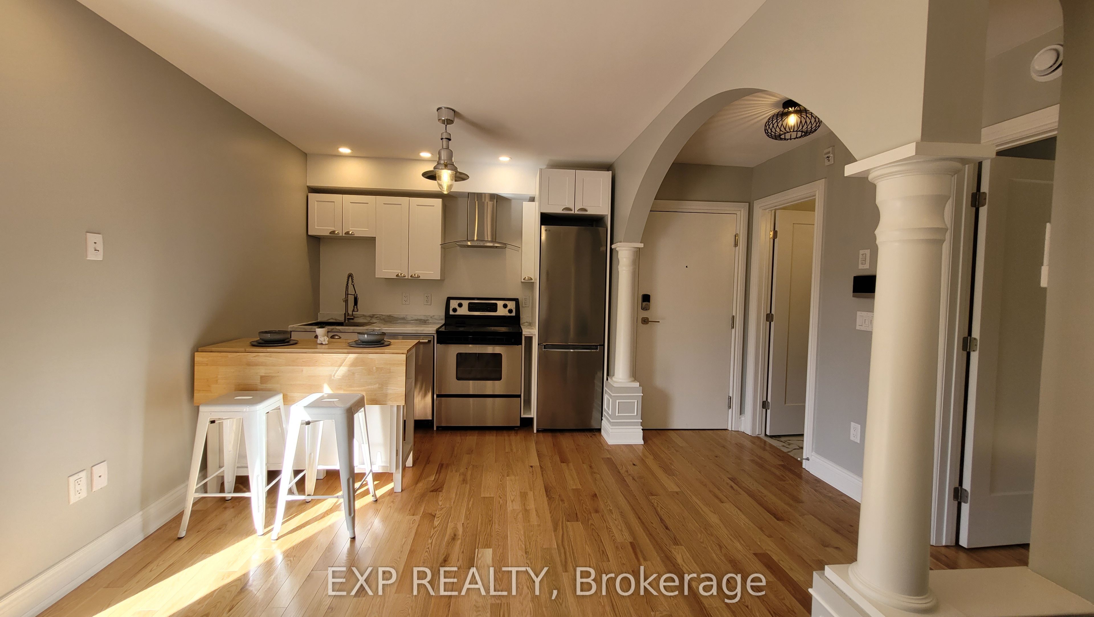 157-159 James Street 303 Property Photo 1