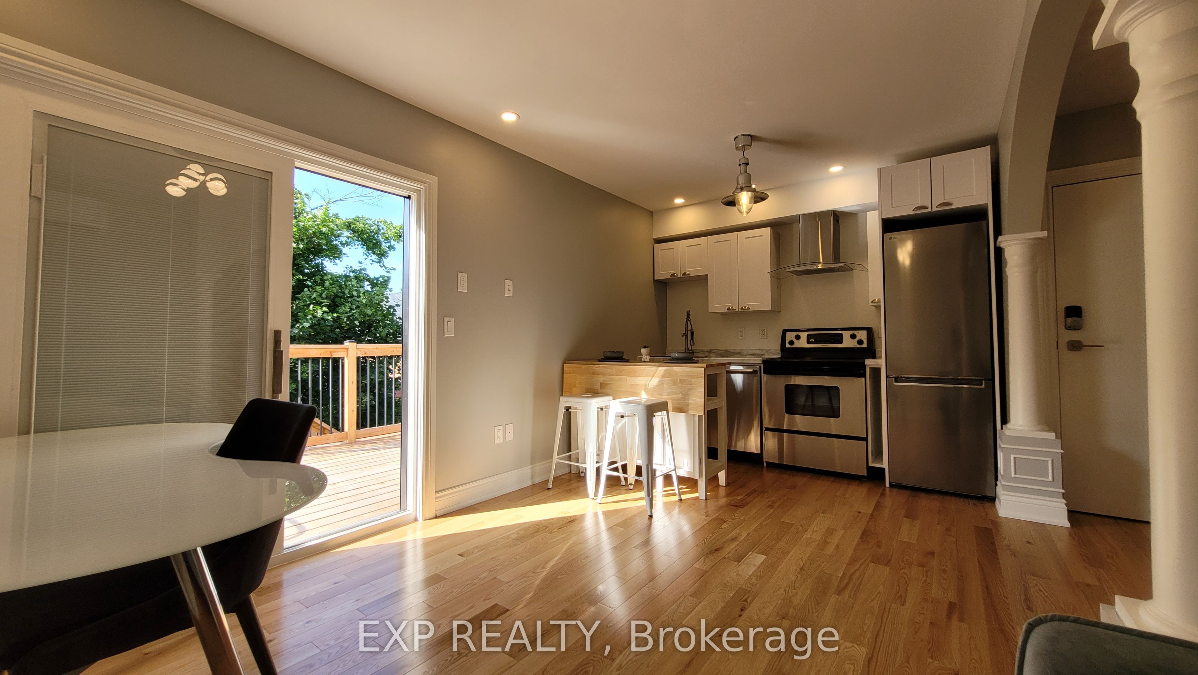 157-159 James Street 303 Property Photo 3
