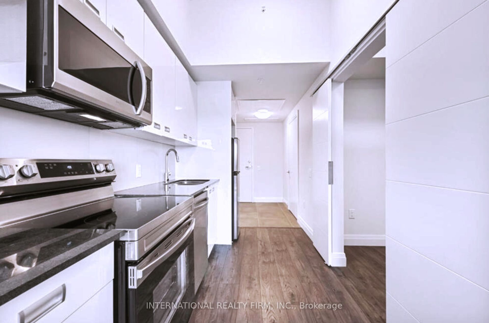 #425 - 652 Princess Street Property Photo 3