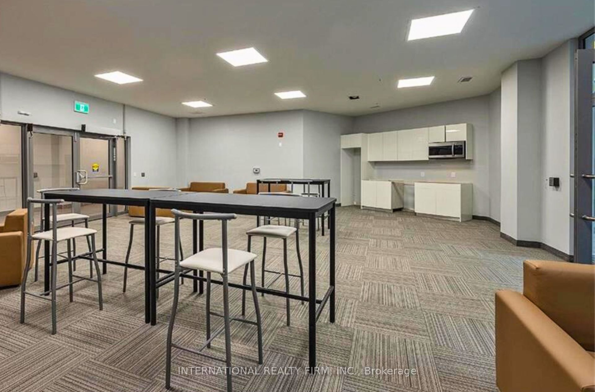 #425 - 652 Princess Street Property Photo 11