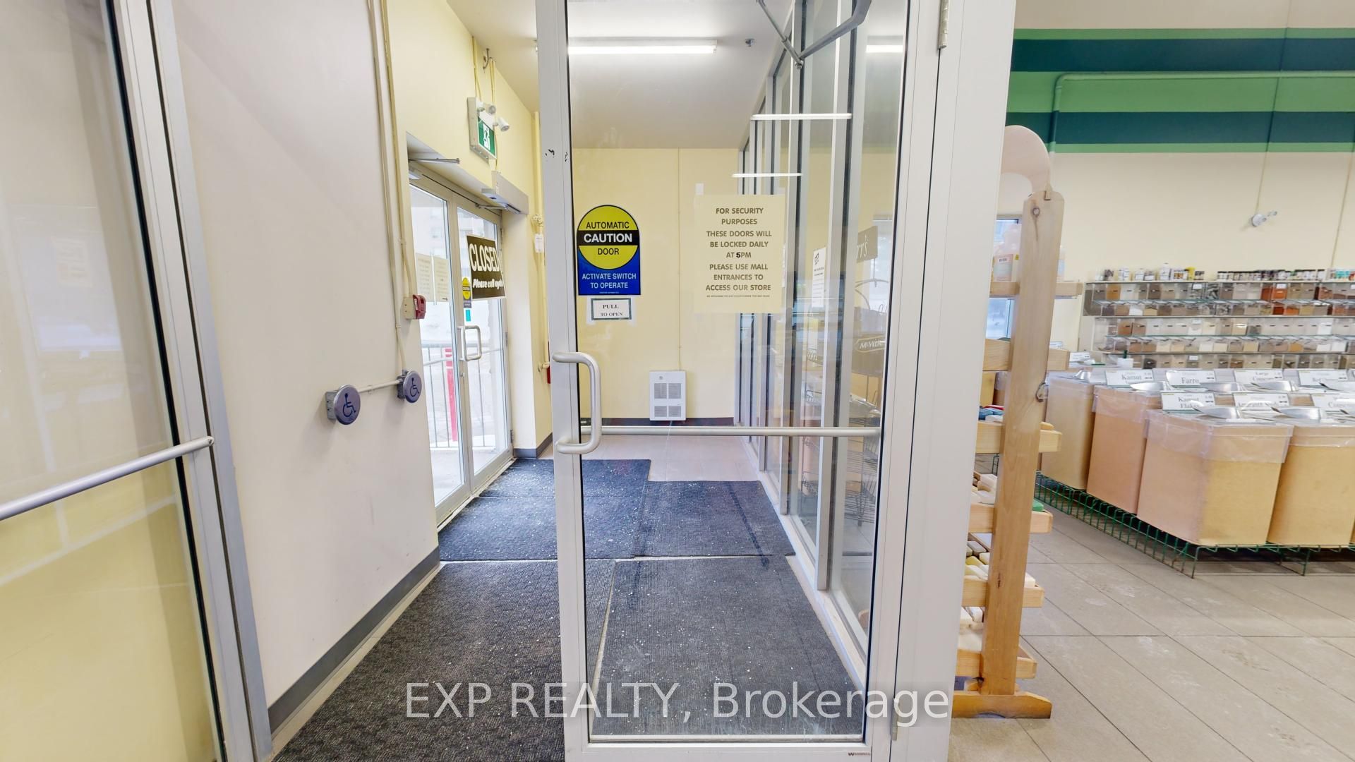 #76c - 301 Oxford Street Property Photo 8