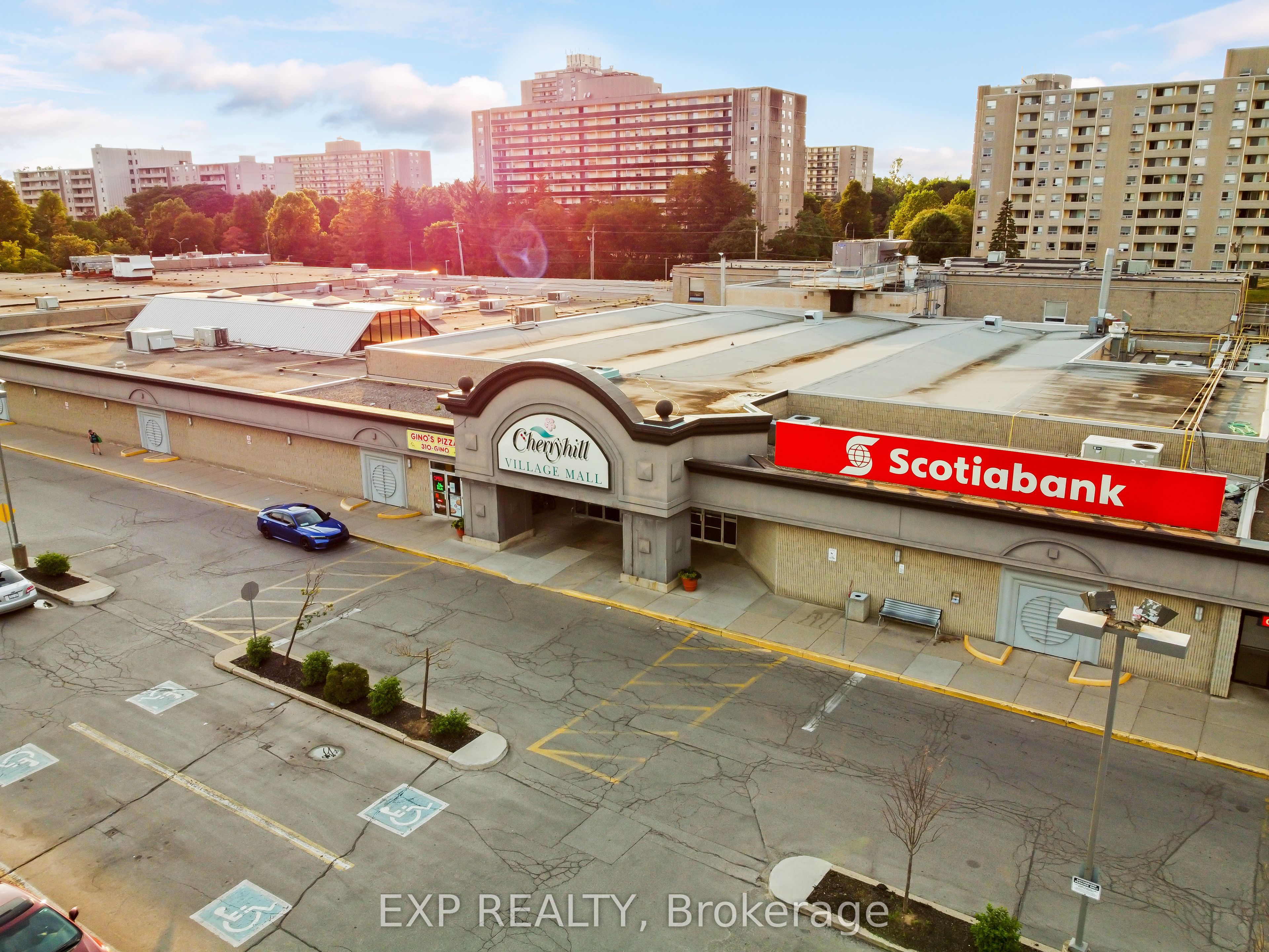 #76c - 301 Oxford Street Property Photo 13