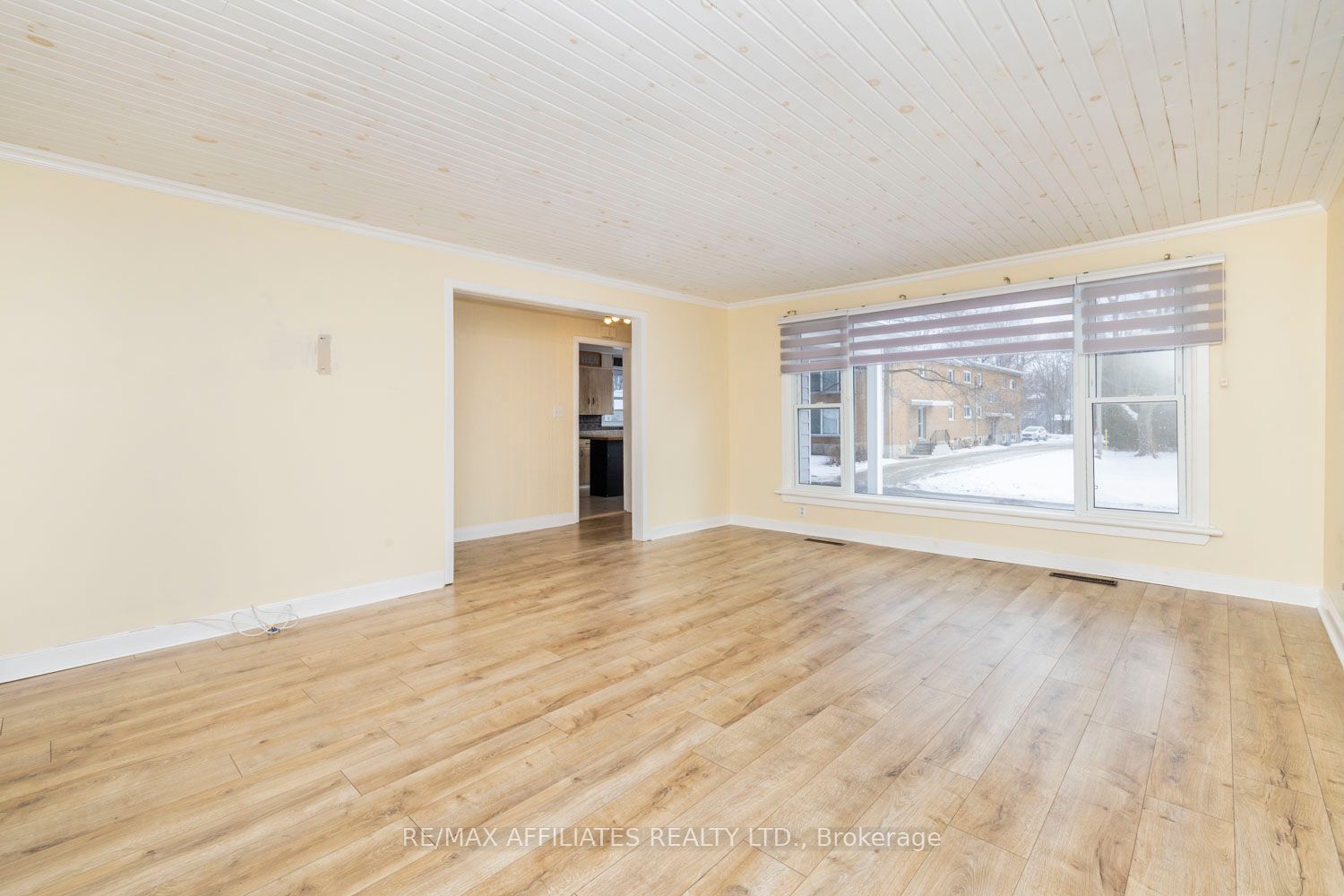 13 Harris S Street Property Photo 4