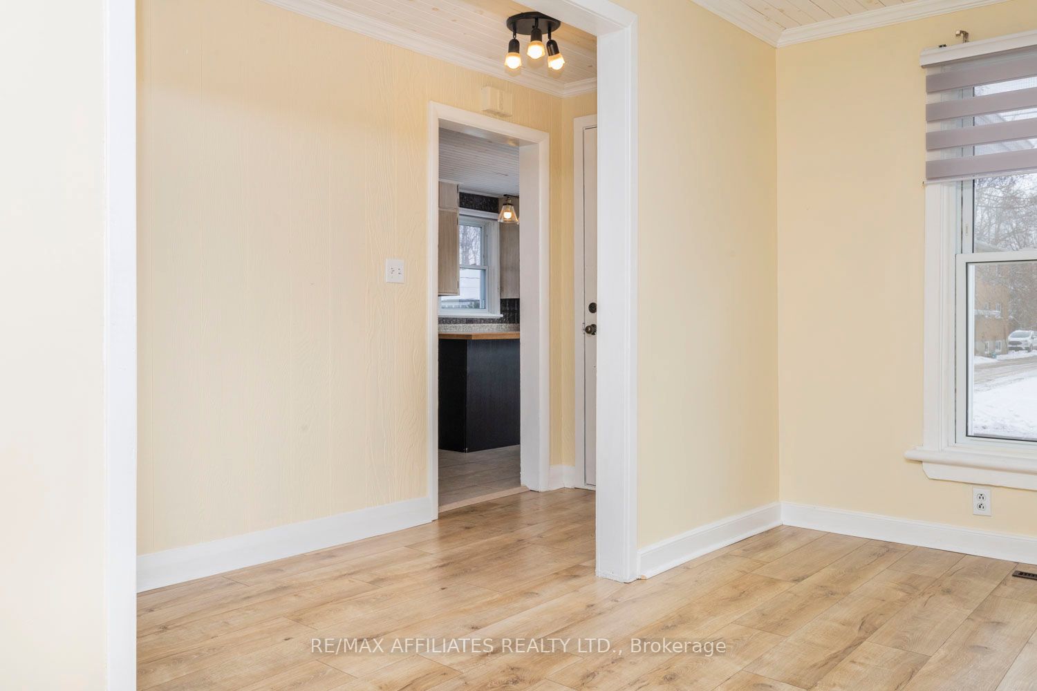 13 Harris S Street Property Photo 6