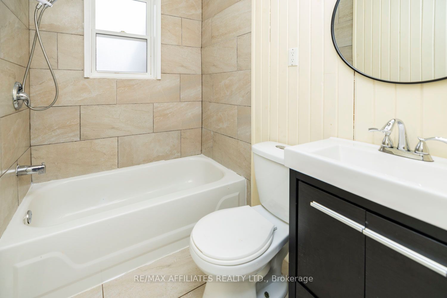 13 Harris S Street Property Photo 16