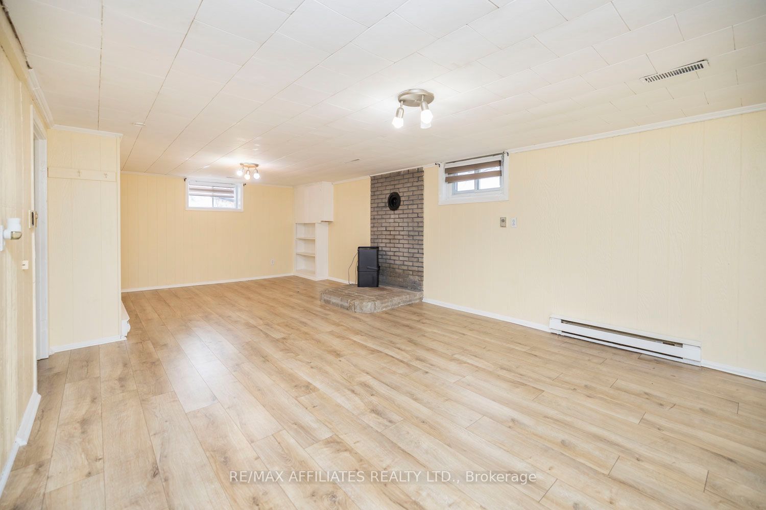 13 Harris S Street Property Photo 18