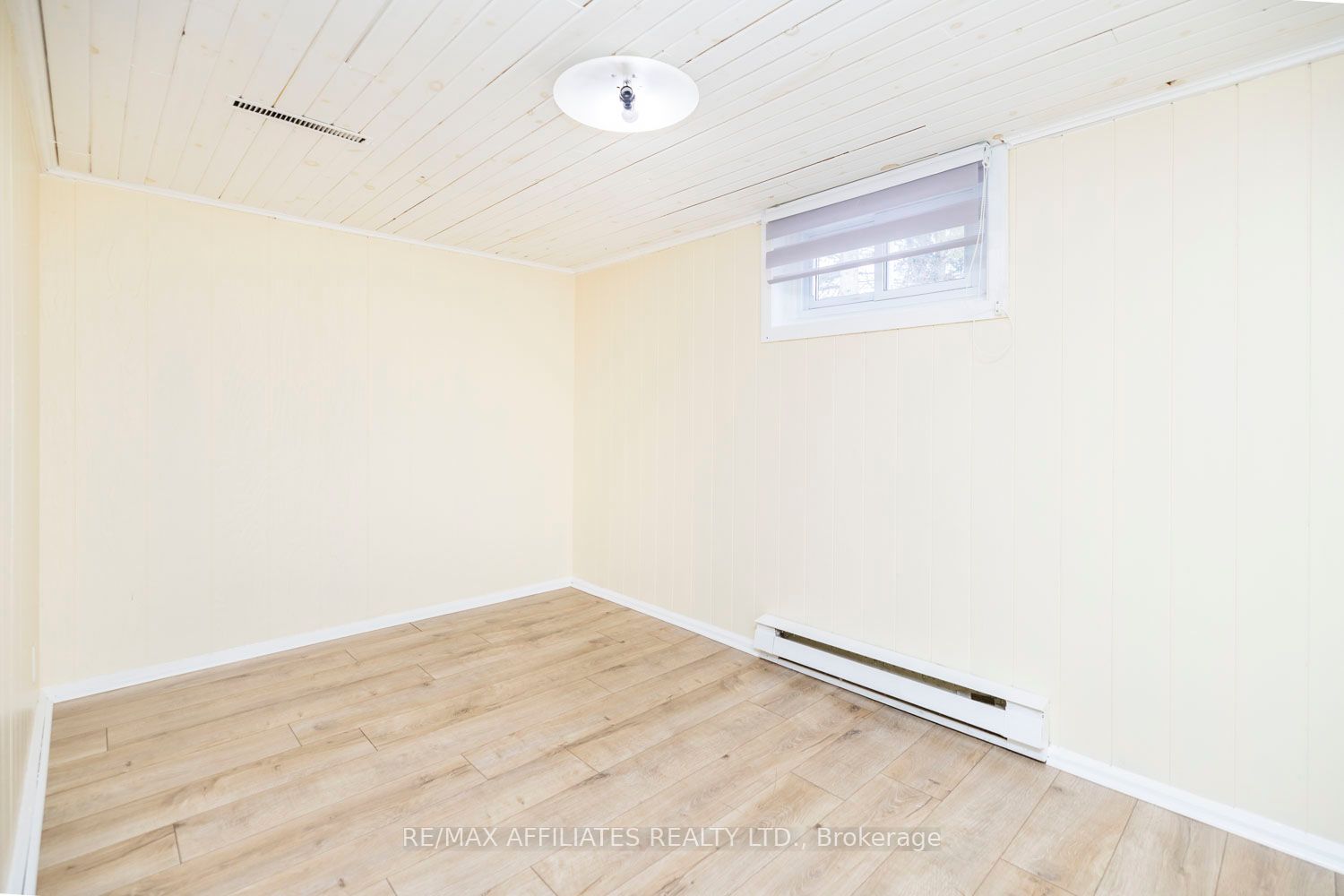 13 Harris S Street Property Photo 20