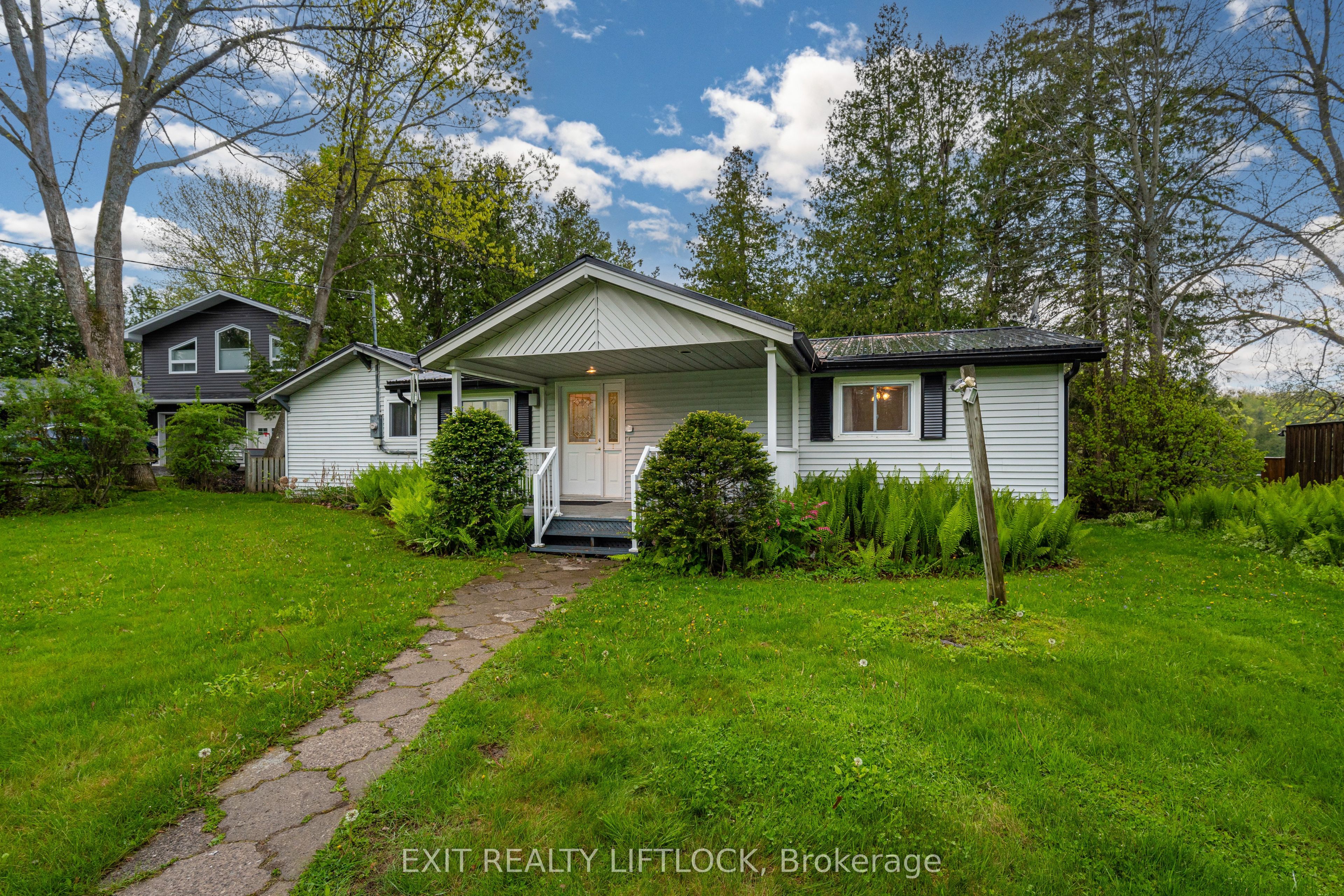 226 Cedar Shores Drive Property Photo
