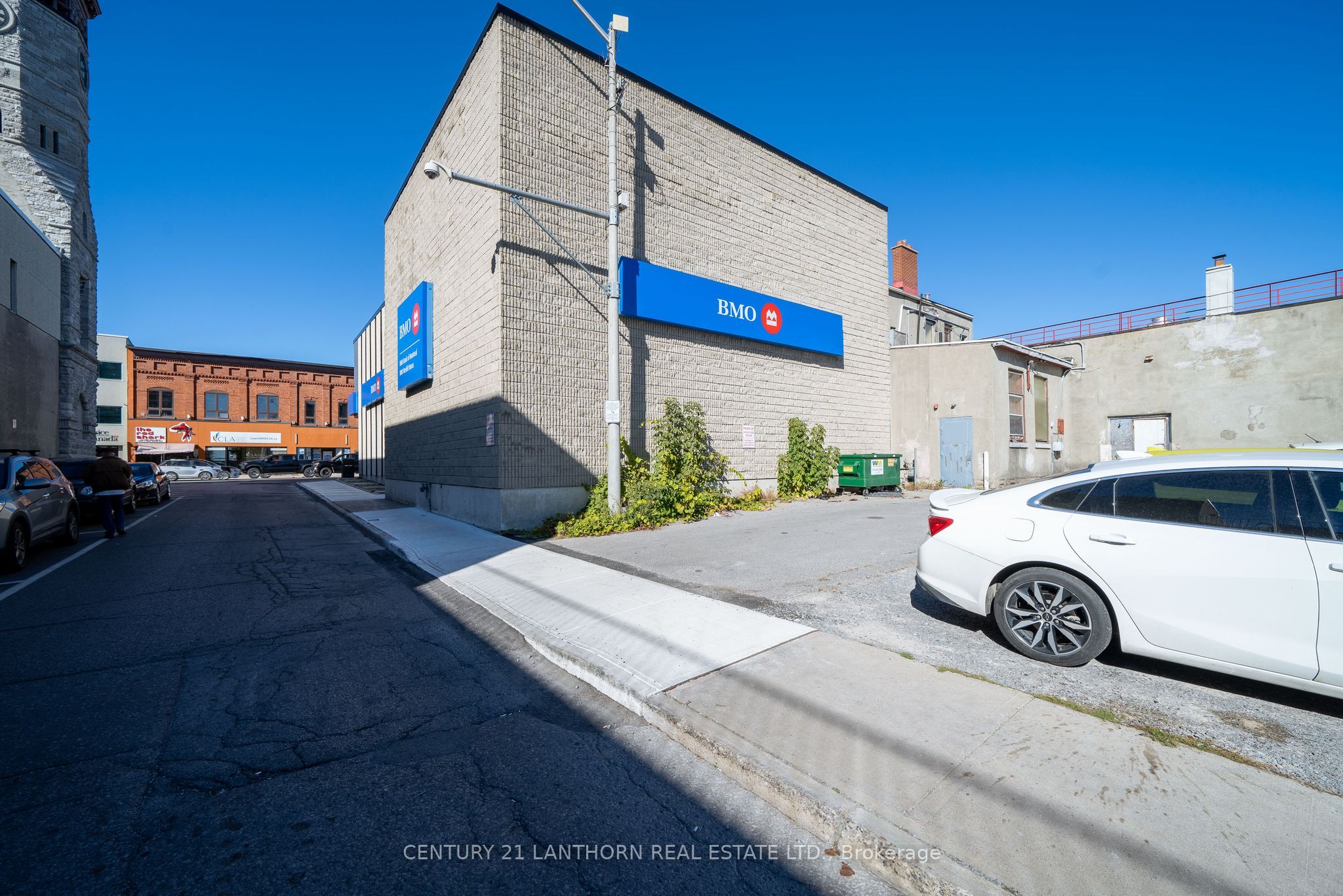 55 Dundas Street Property Photo 3