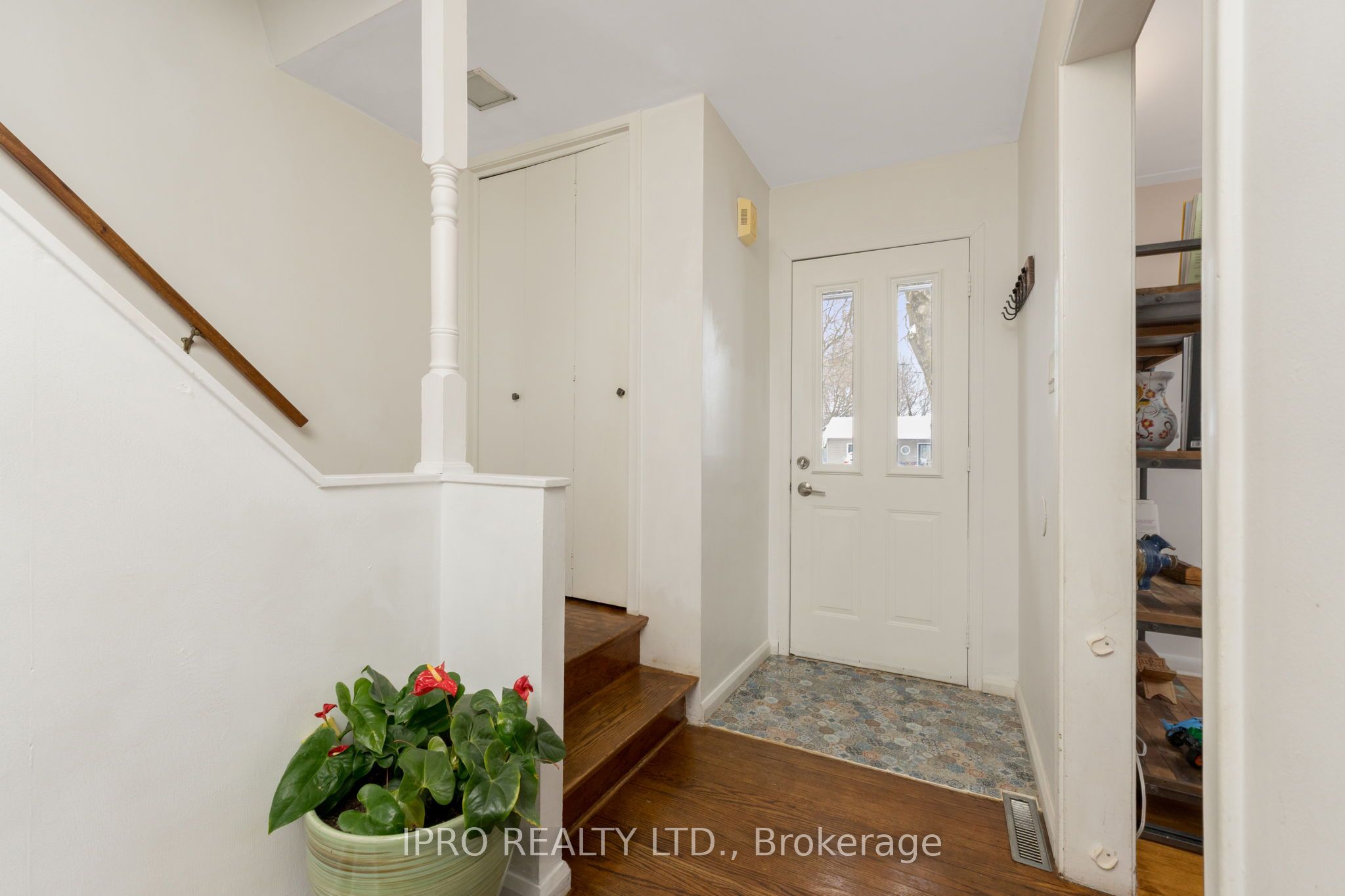 165 Daniel Street Property Photo 4
