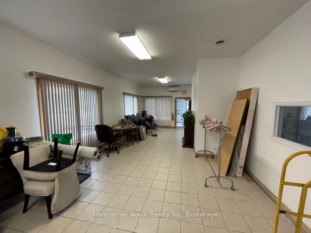 8 St. David Street Property Photo 12
