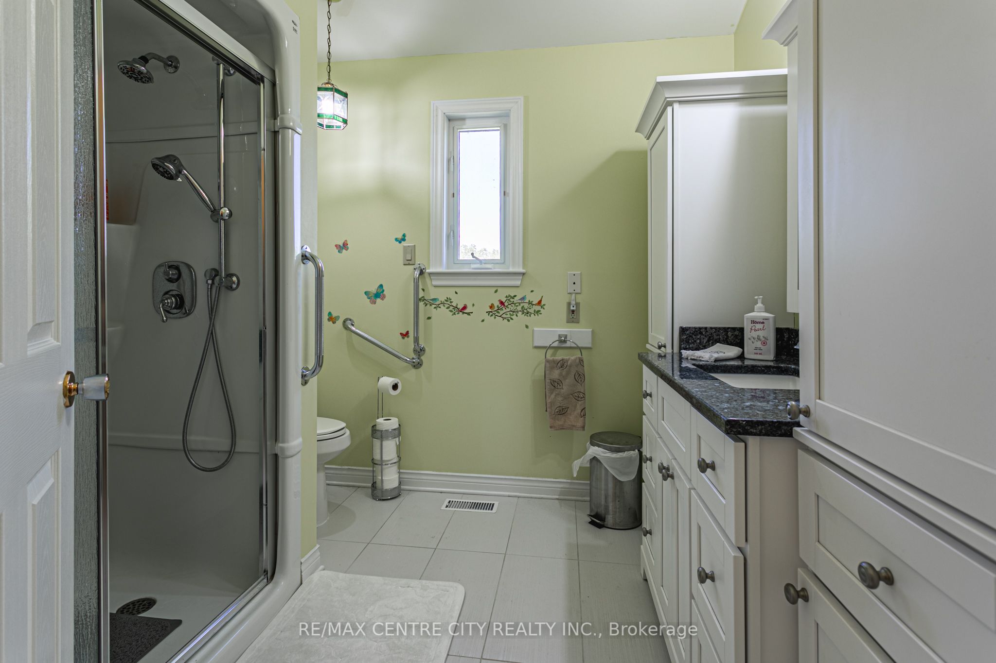 15260 Furnival Road Property Photo 18