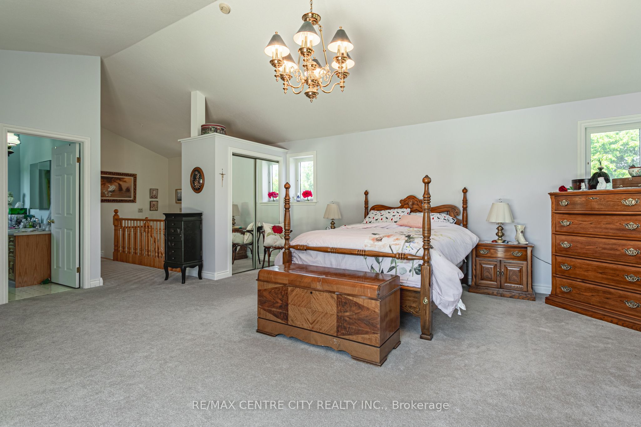 15260 Furnival Road Property Photo 21