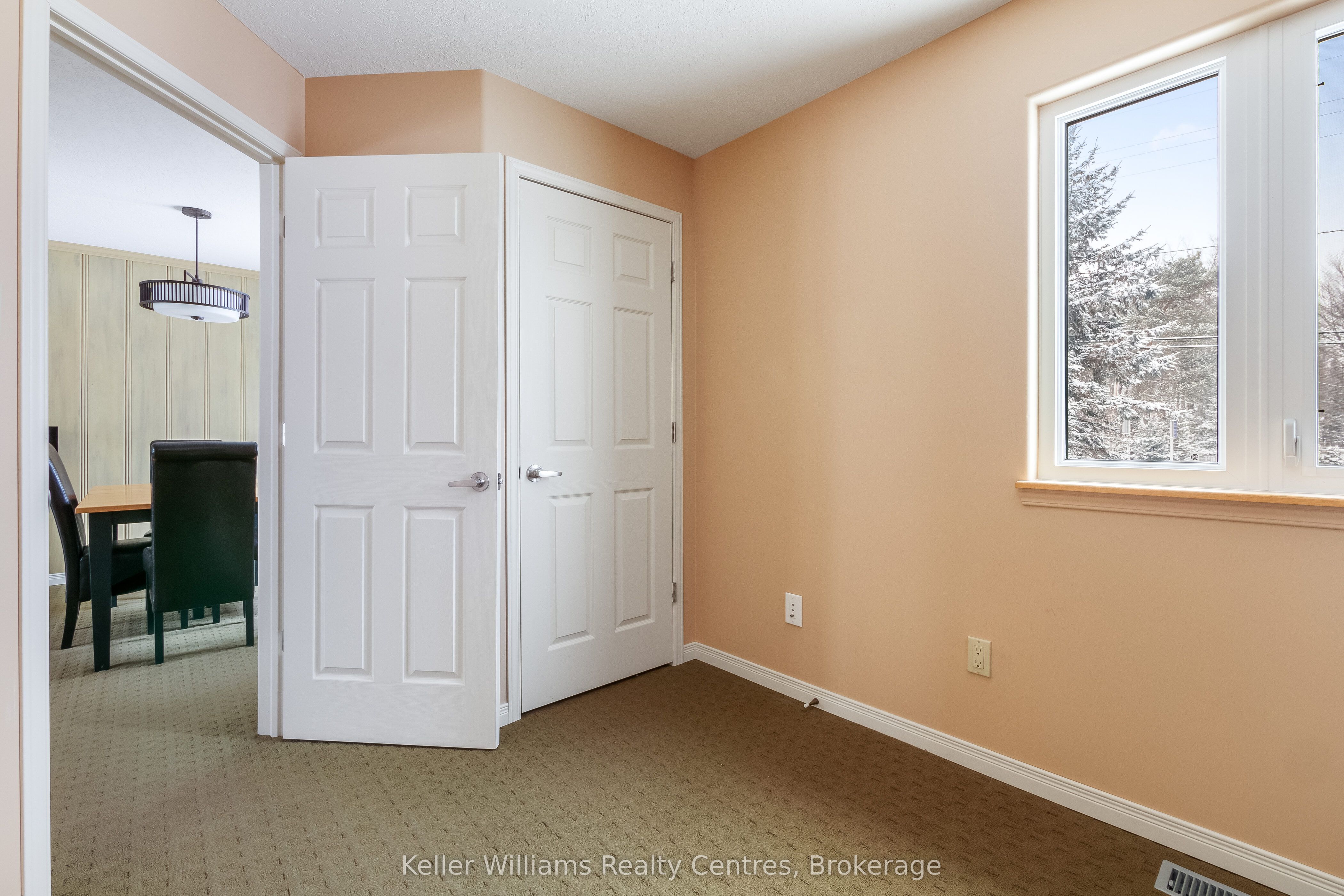660 Main Street Property Photo 26