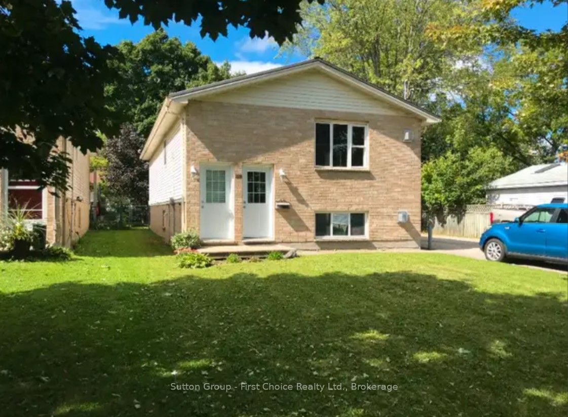 228 Queen Street Property Photo 1