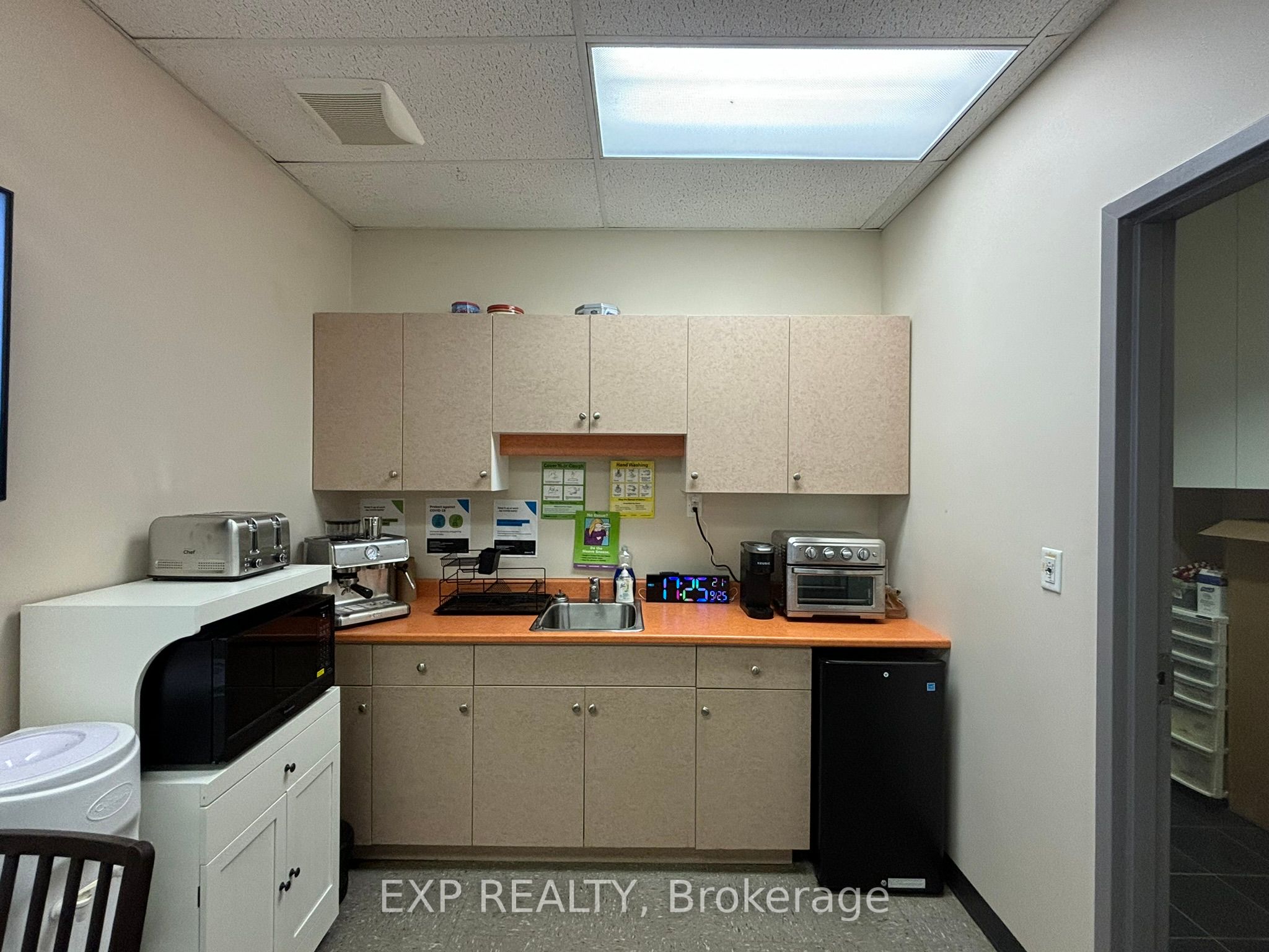 115-125 Plaunt Street Property Photo 23