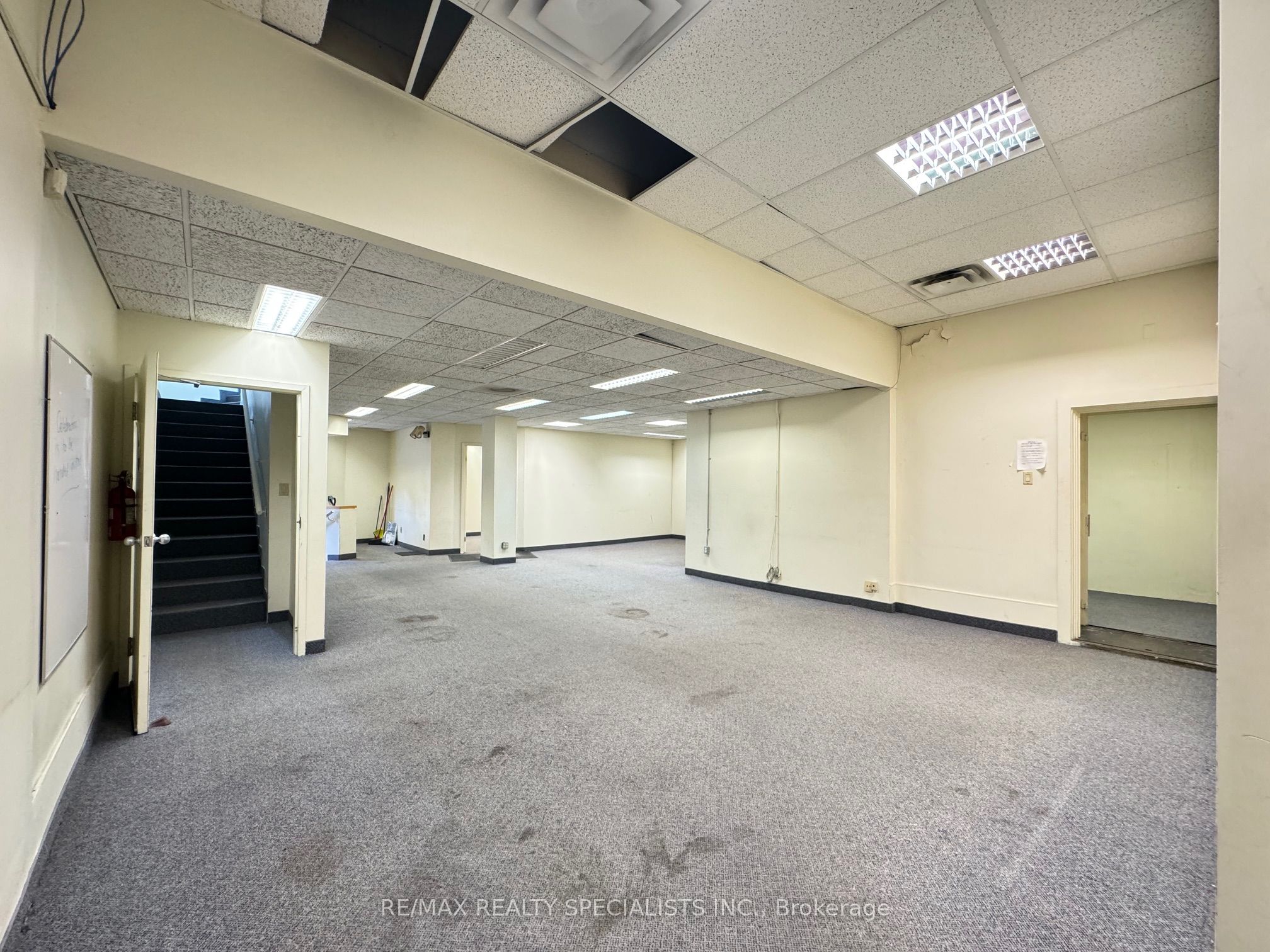 608 Dundas Street Property Photo 15