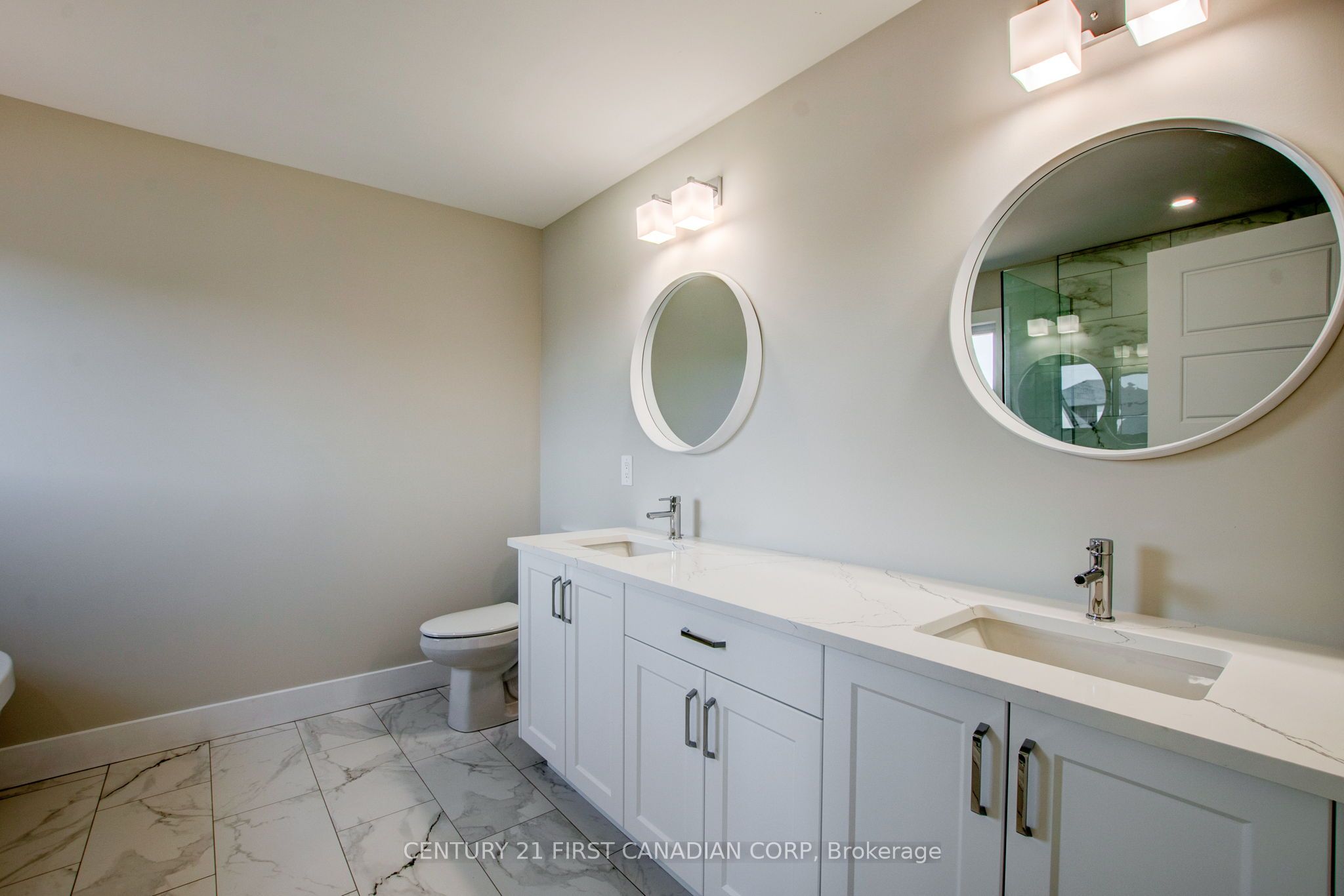 100 Aspen Circle Property Photo 28