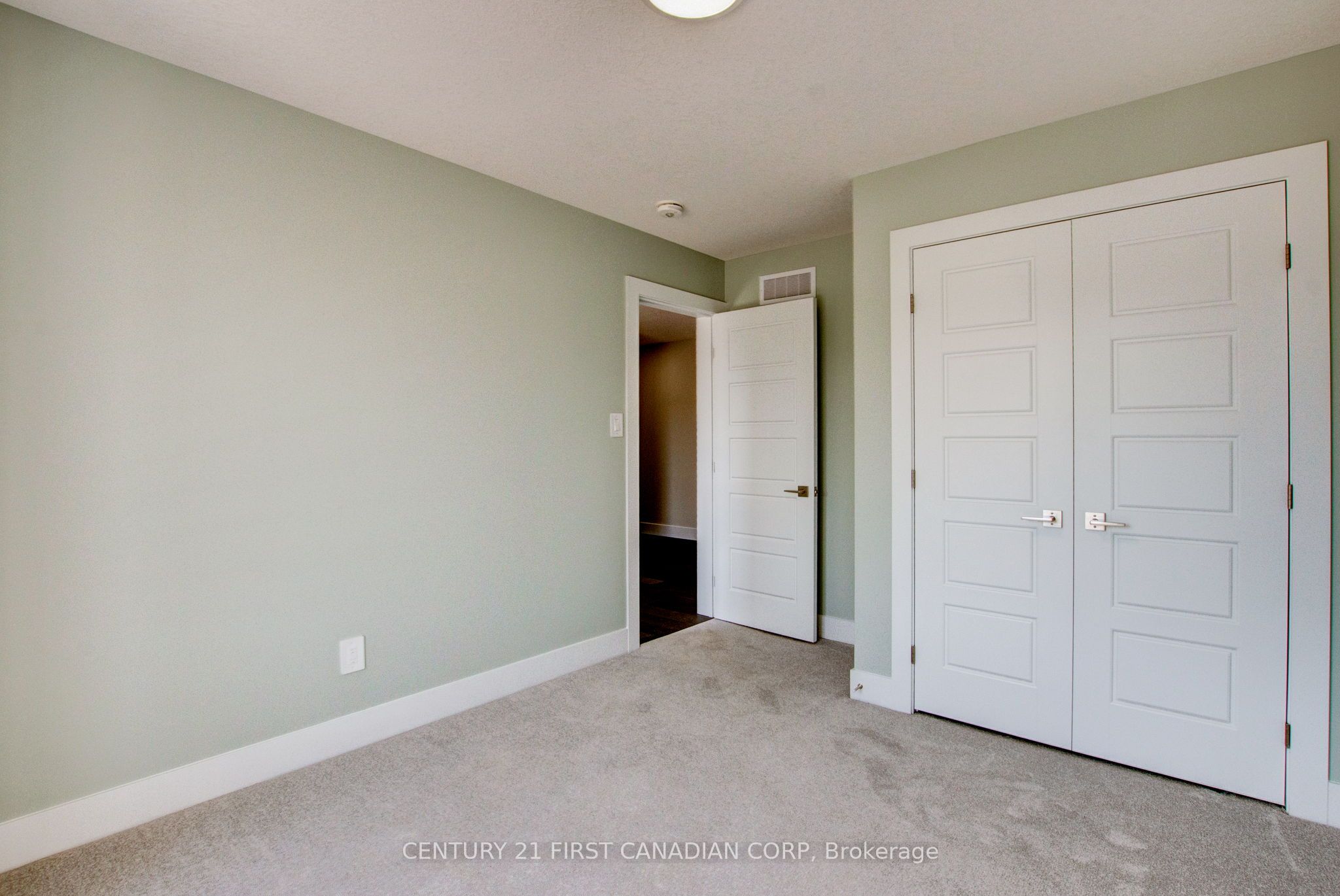 100 Aspen Circle Property Photo 32