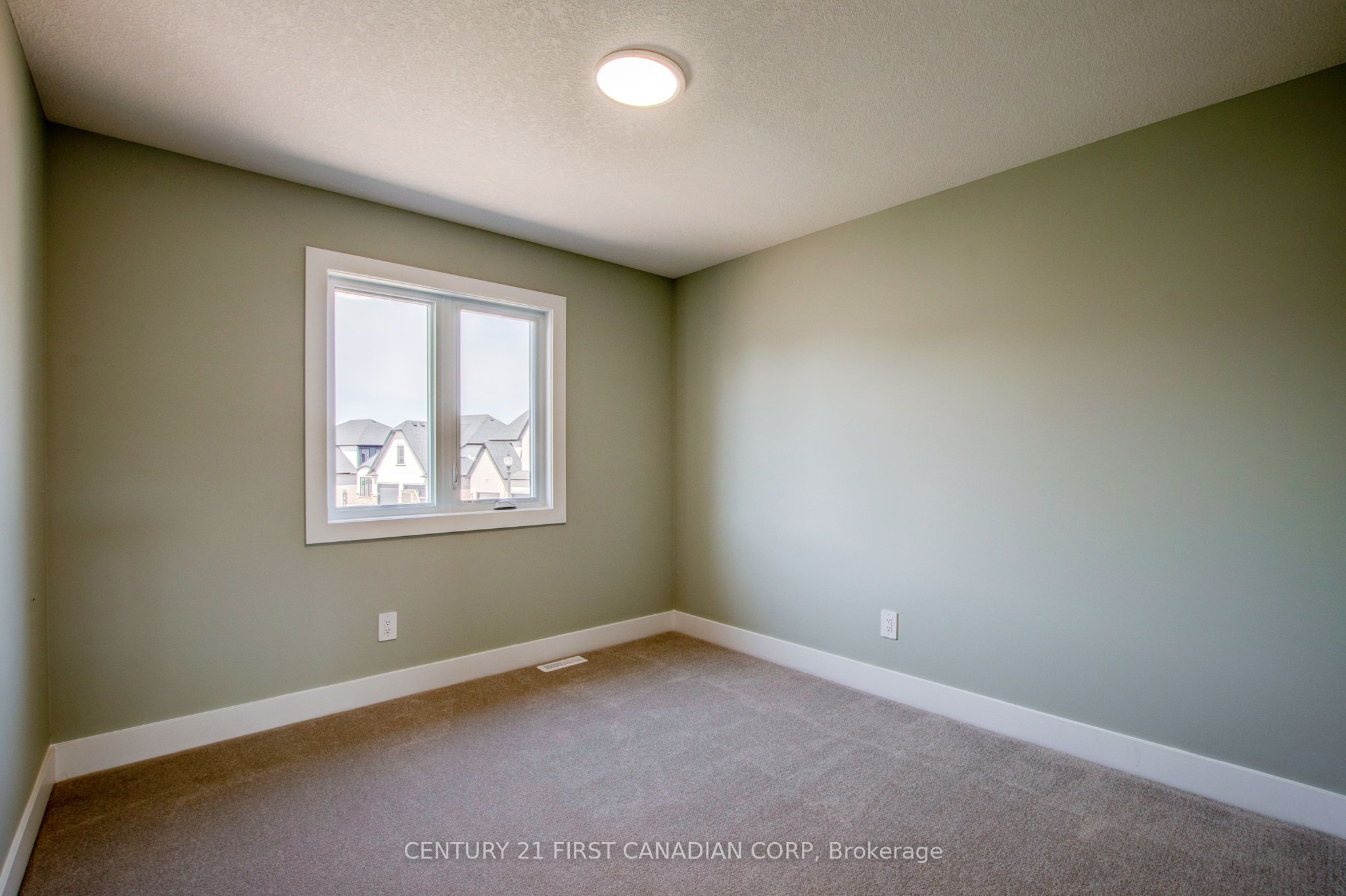 100 Aspen Circle Property Photo 33