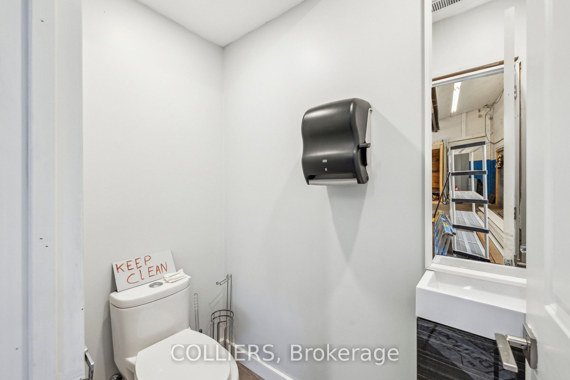 185 King William Street Property Photo 19