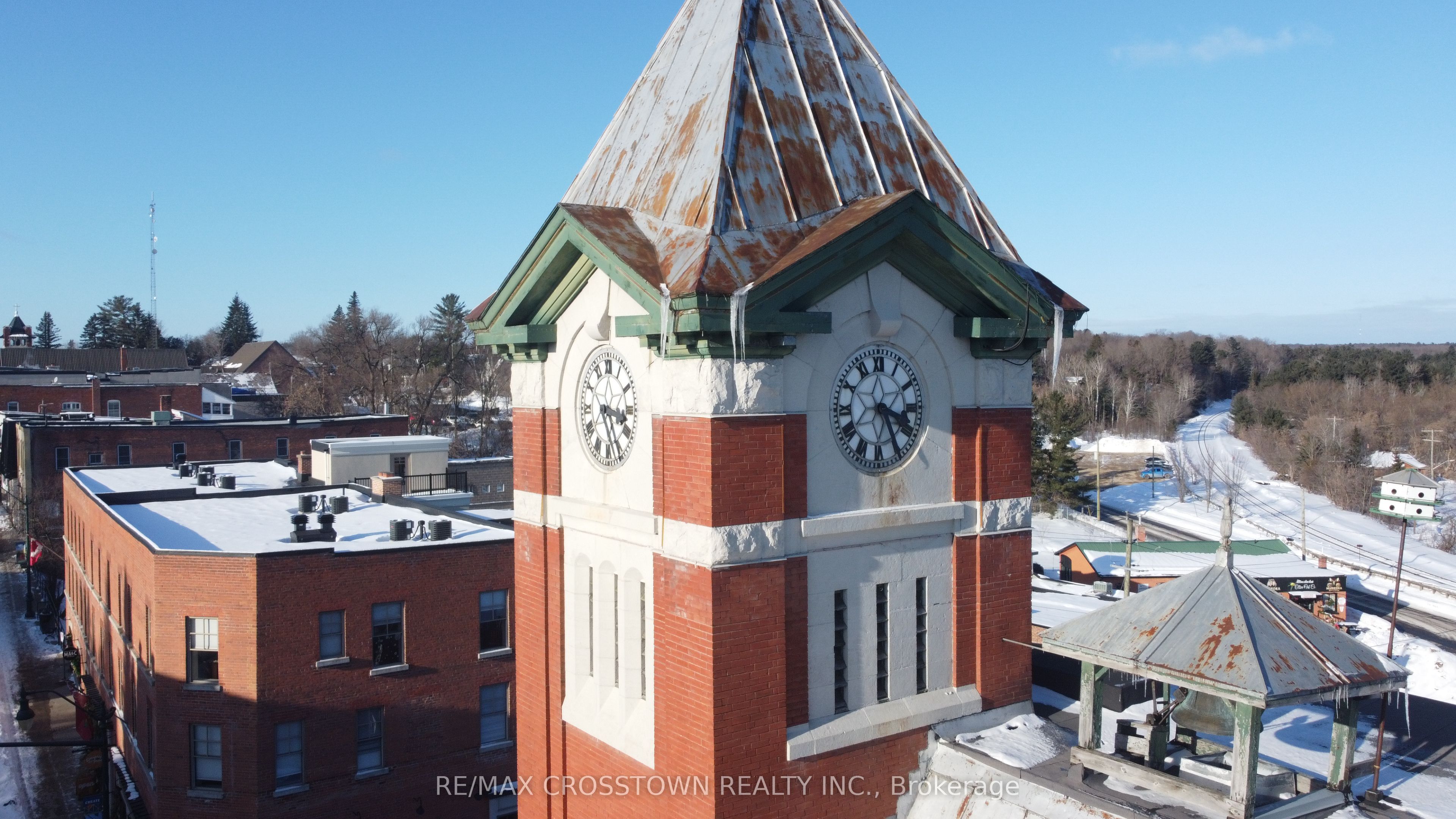 49 Manitoba Street Property Photo 3