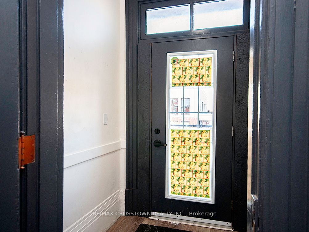49 Manitoba Street Property Photo 7
