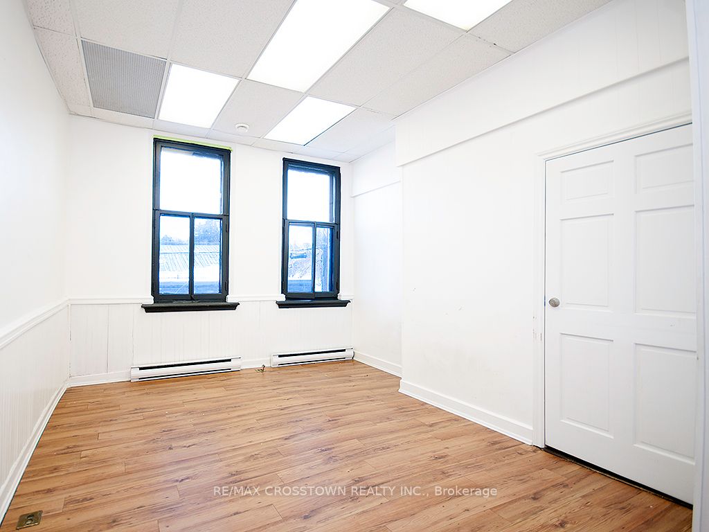 49 Manitoba Street Property Photo 17