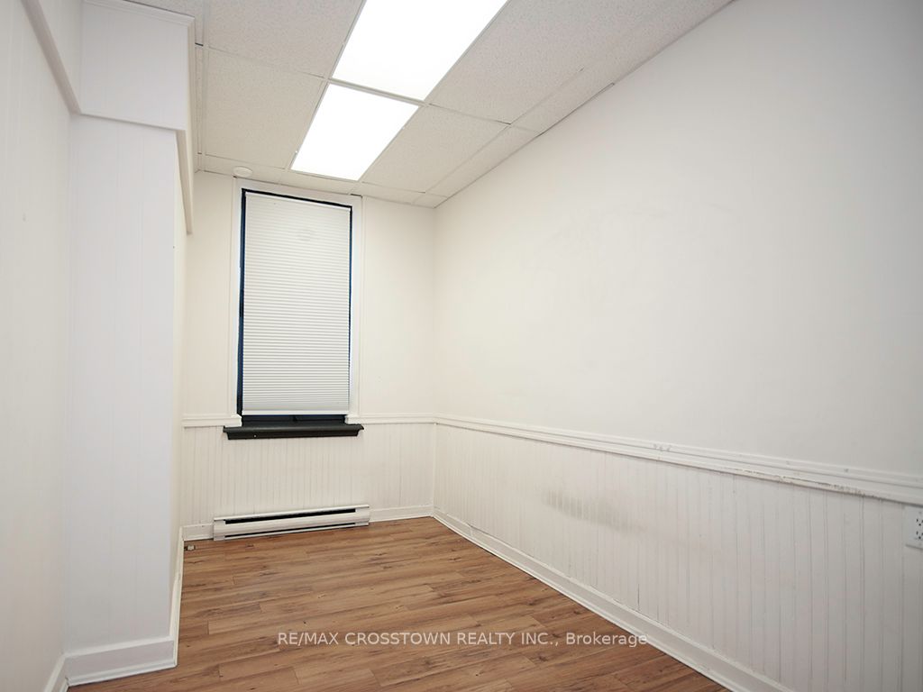 49 Manitoba Street Property Photo 21