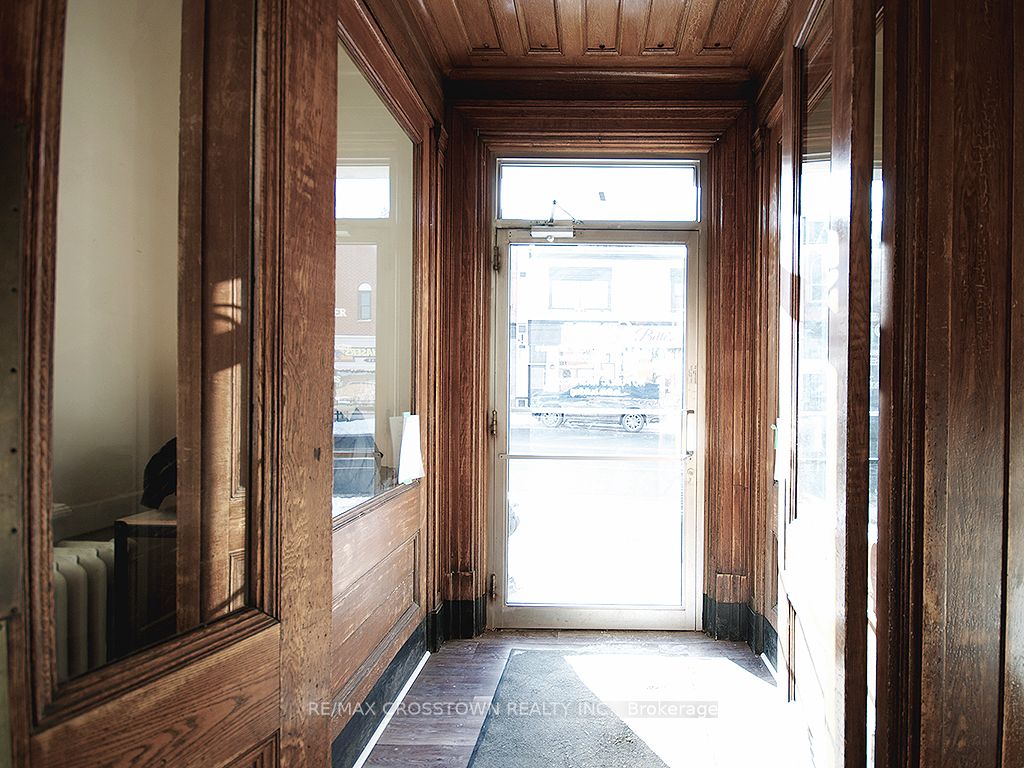 49 Manitoba Street Property Photo 35