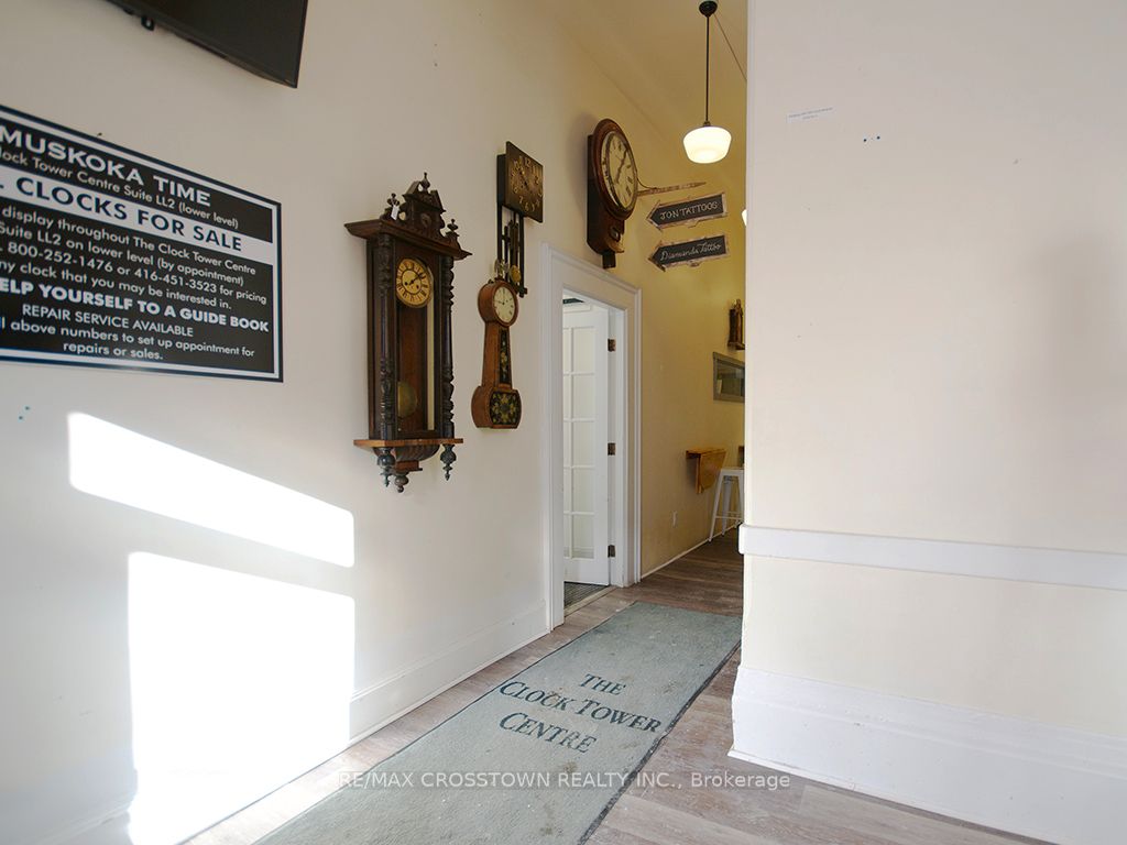 49 Manitoba Street Property Photo 36