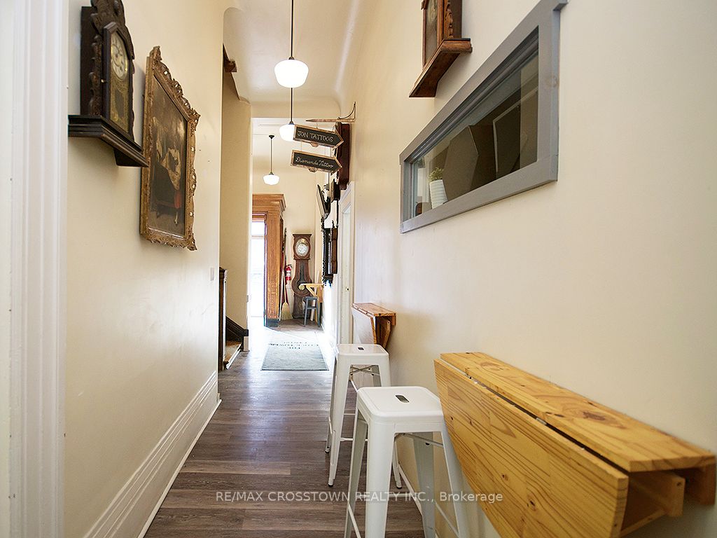 49 Manitoba Street Property Photo 37