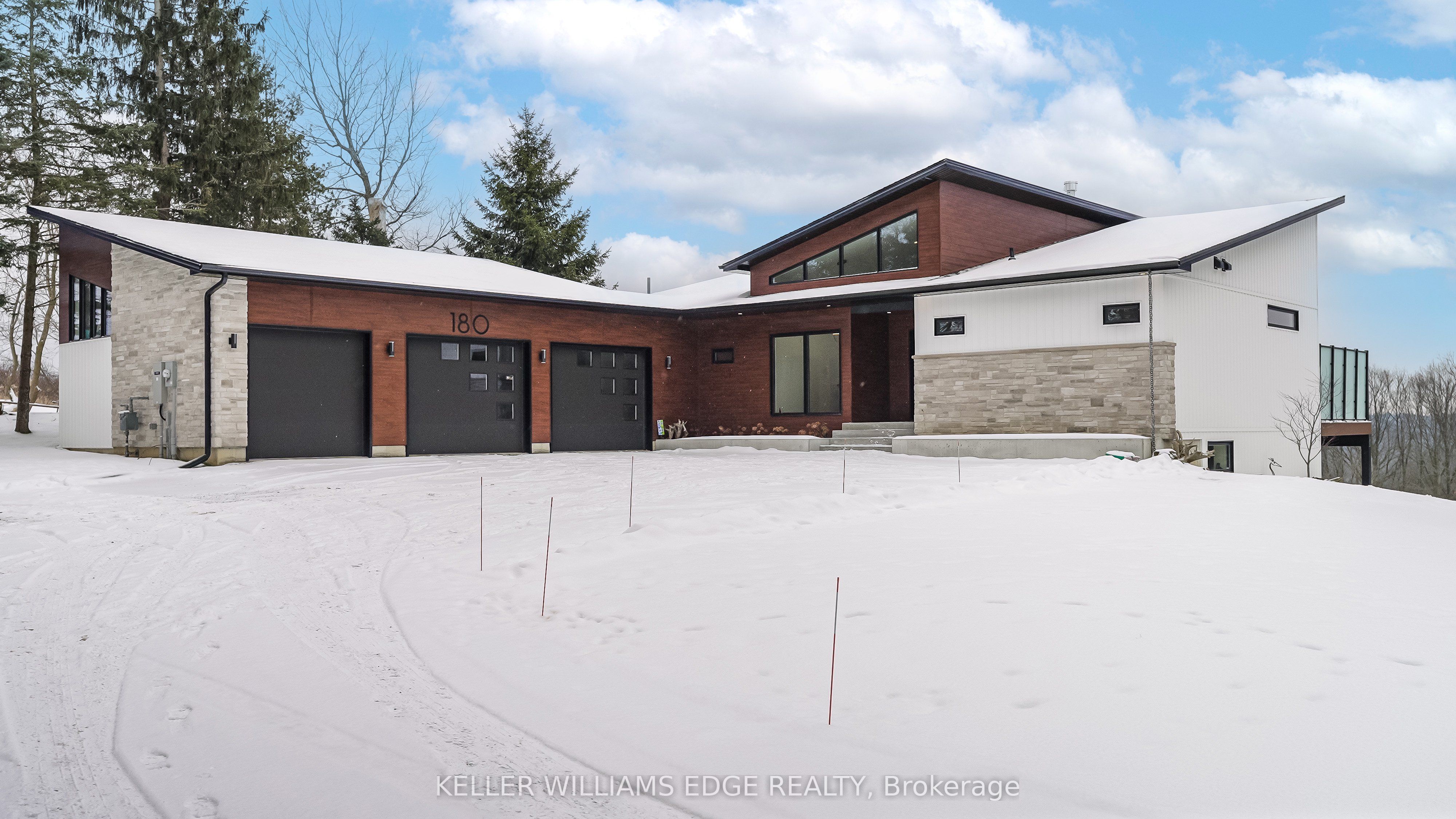 180 Weirs Lane Property Photo 1