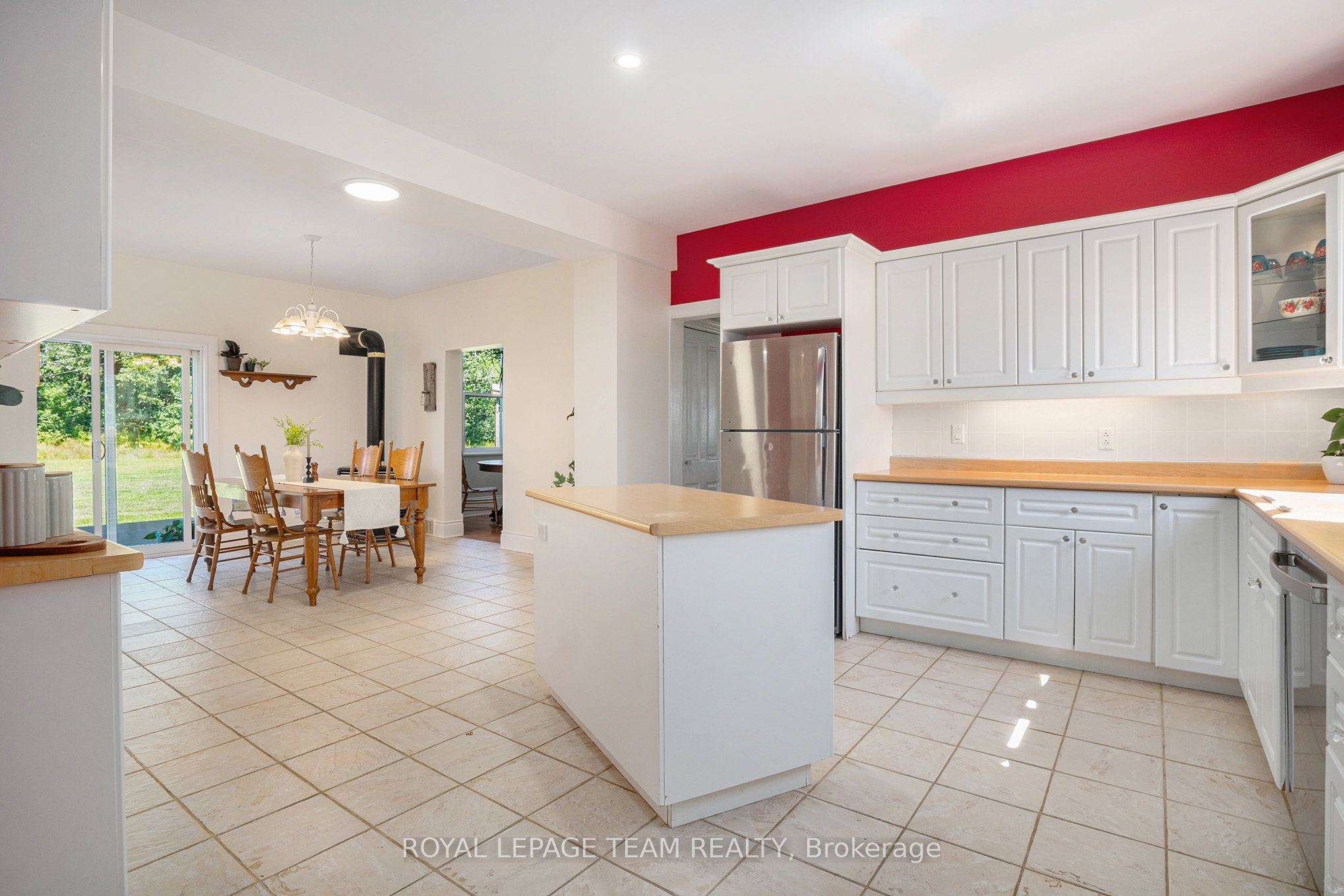 20468 7 Property Photo 8