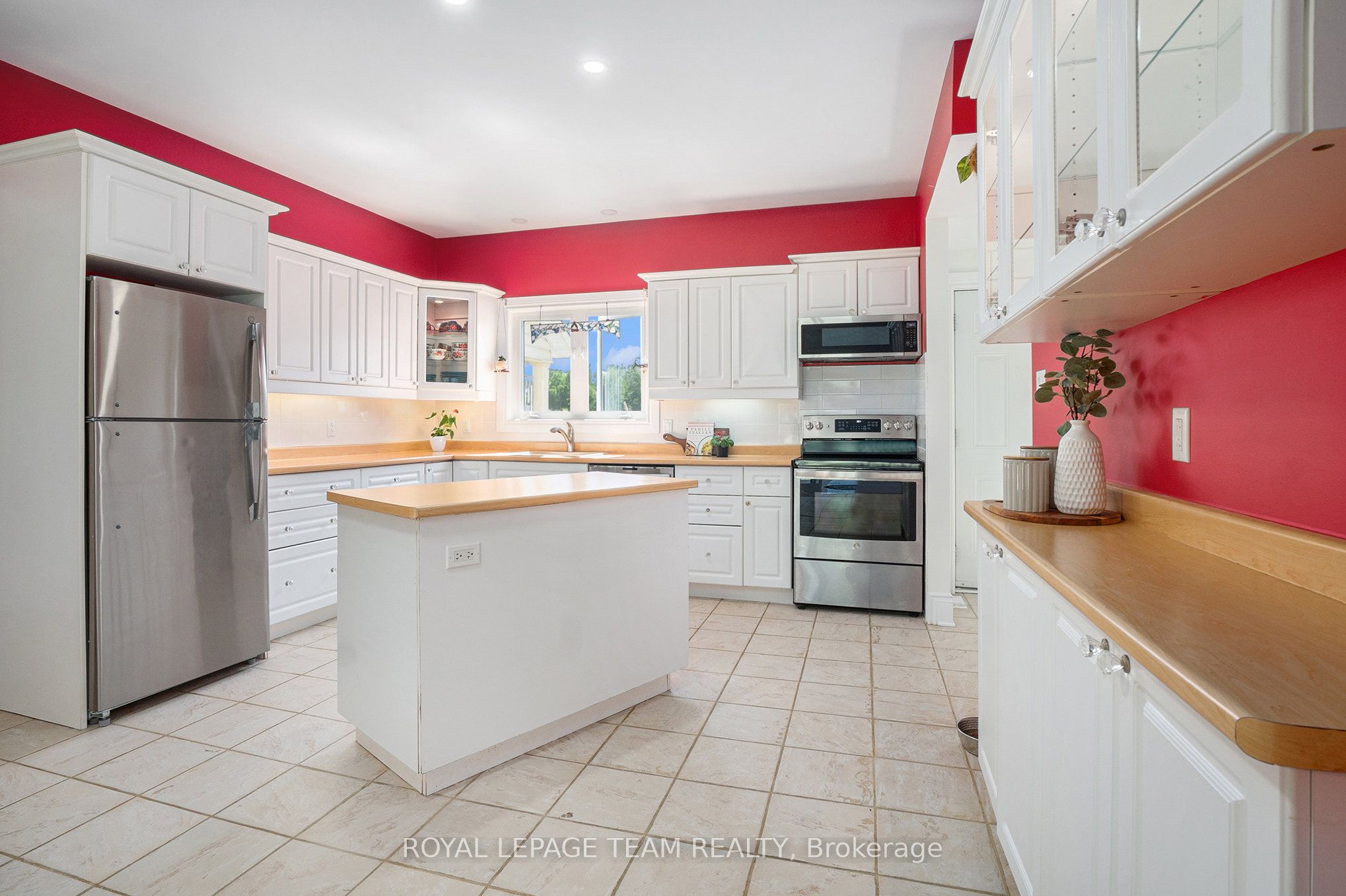 20468 7 Property Photo 9