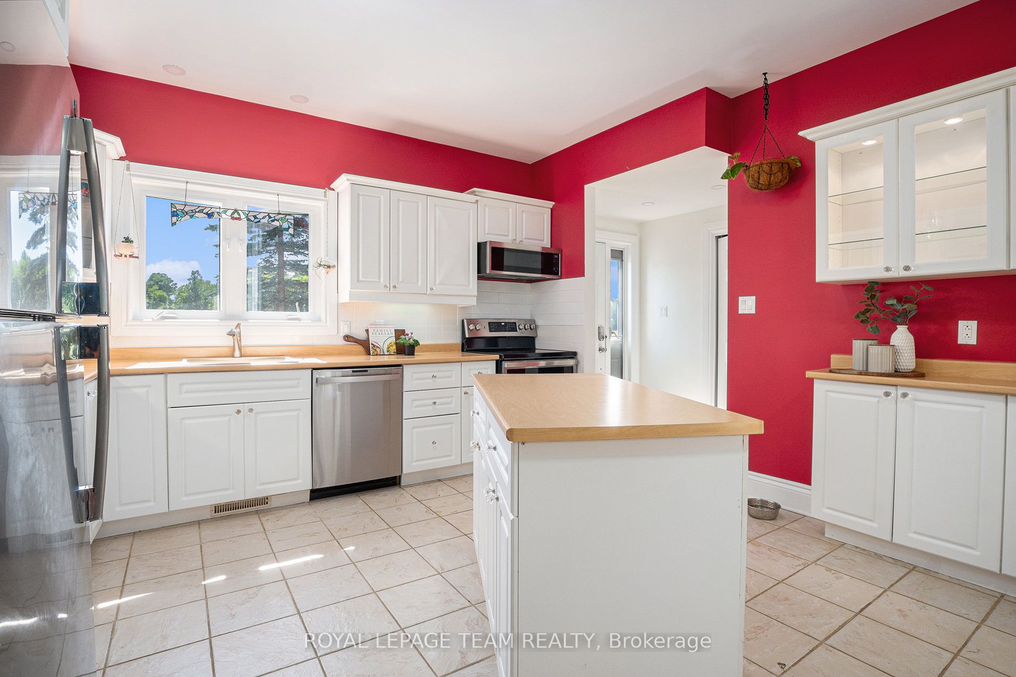 20468 7 Property Photo 10