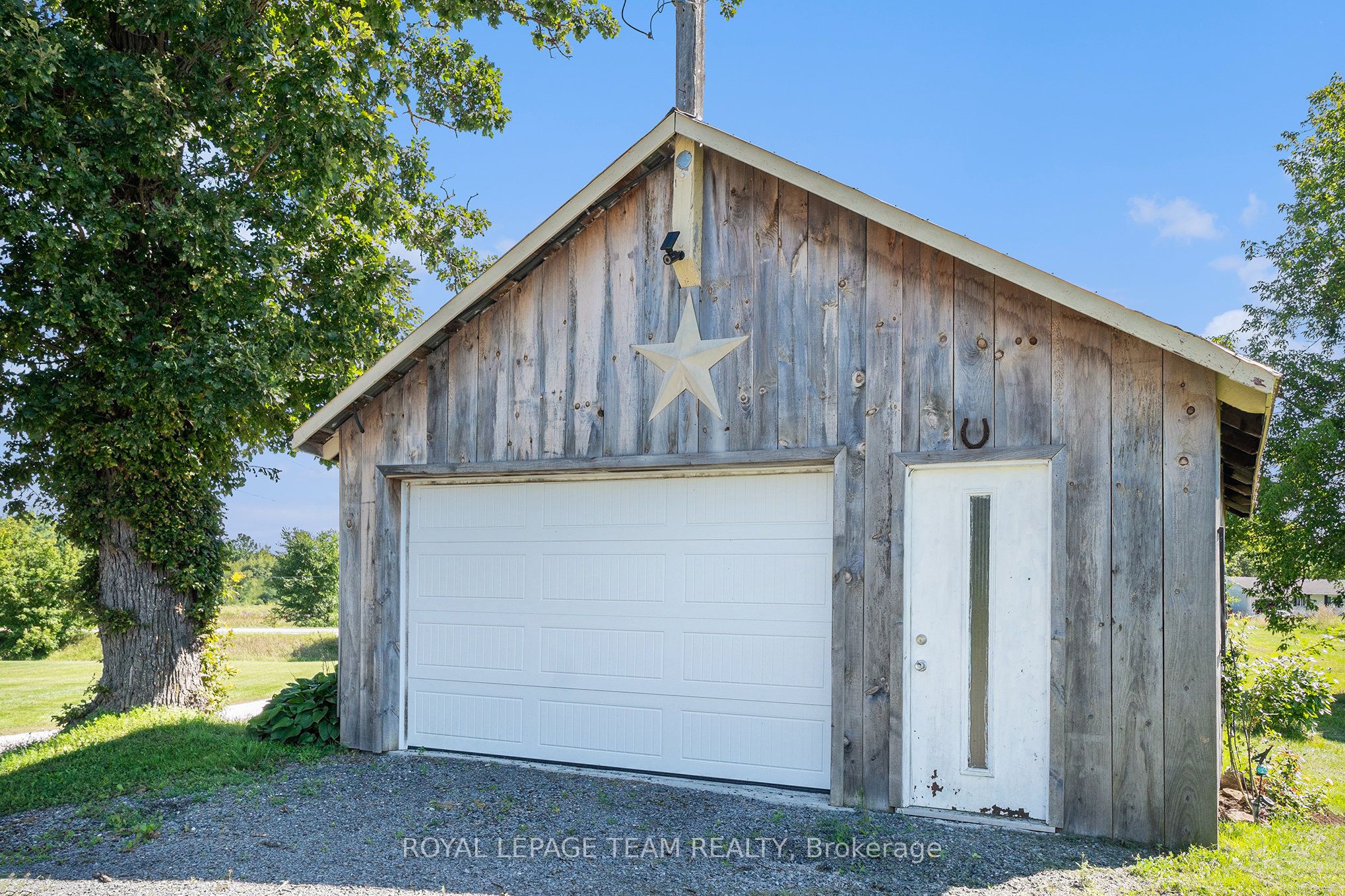 20468 7 Property Photo 21
