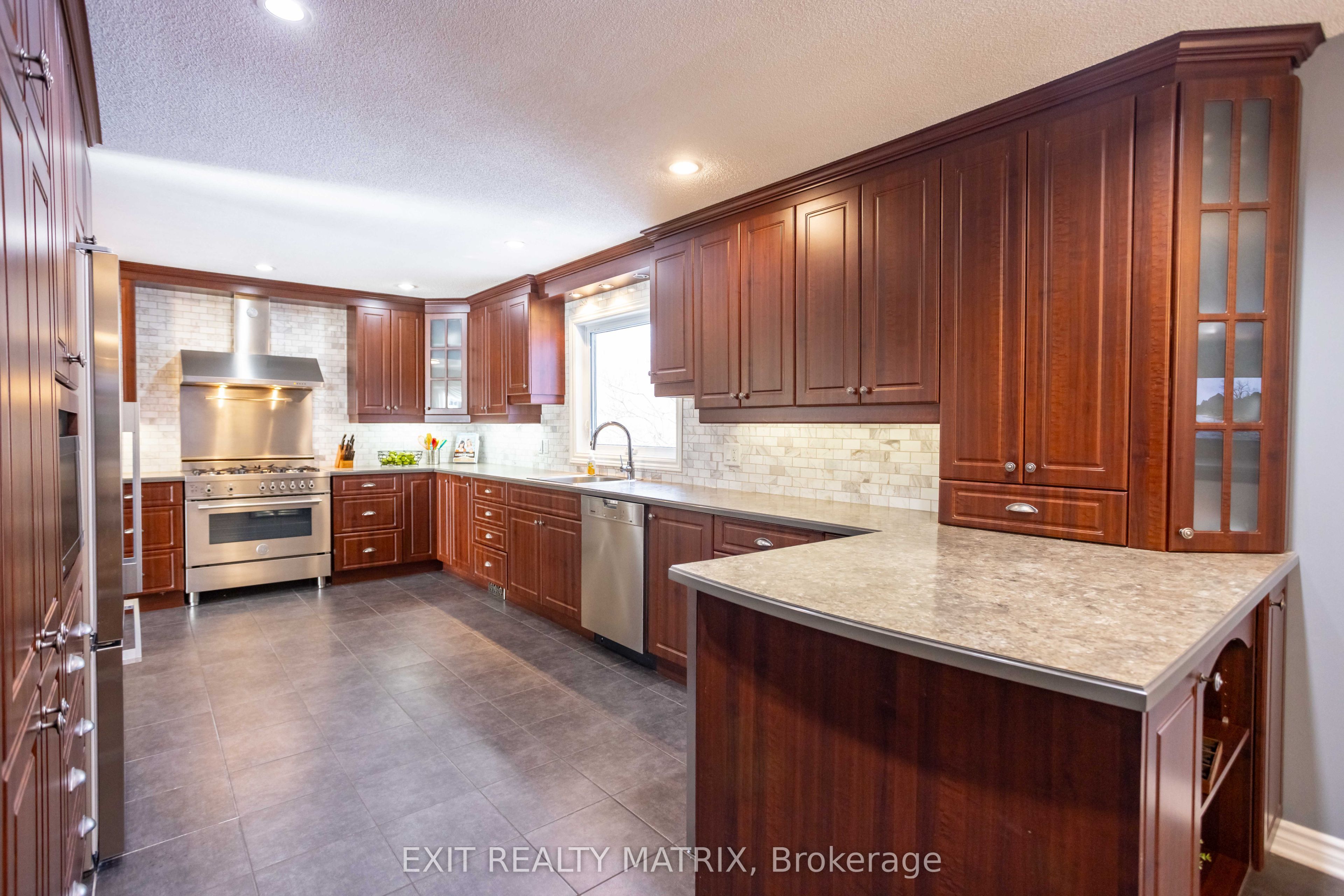 98 Menard Street Property Photo 7