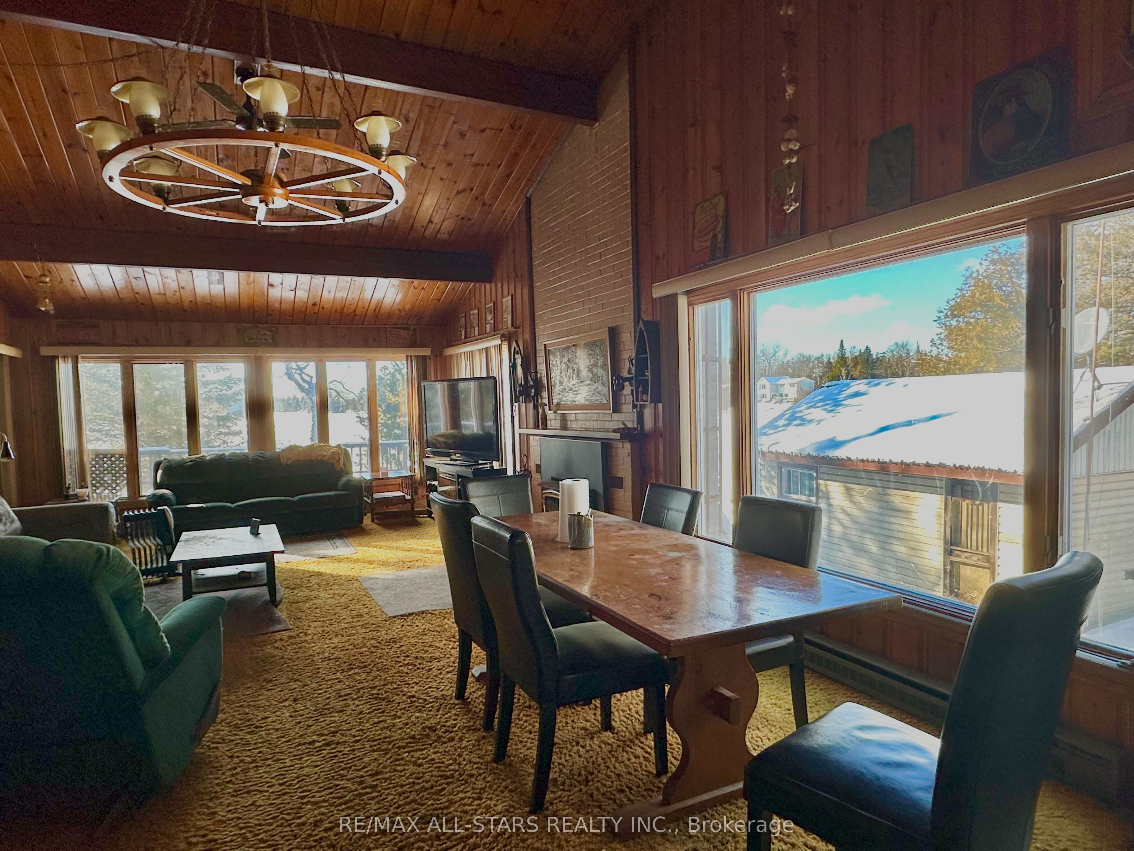 68 Sunset Court Property Photo 7
